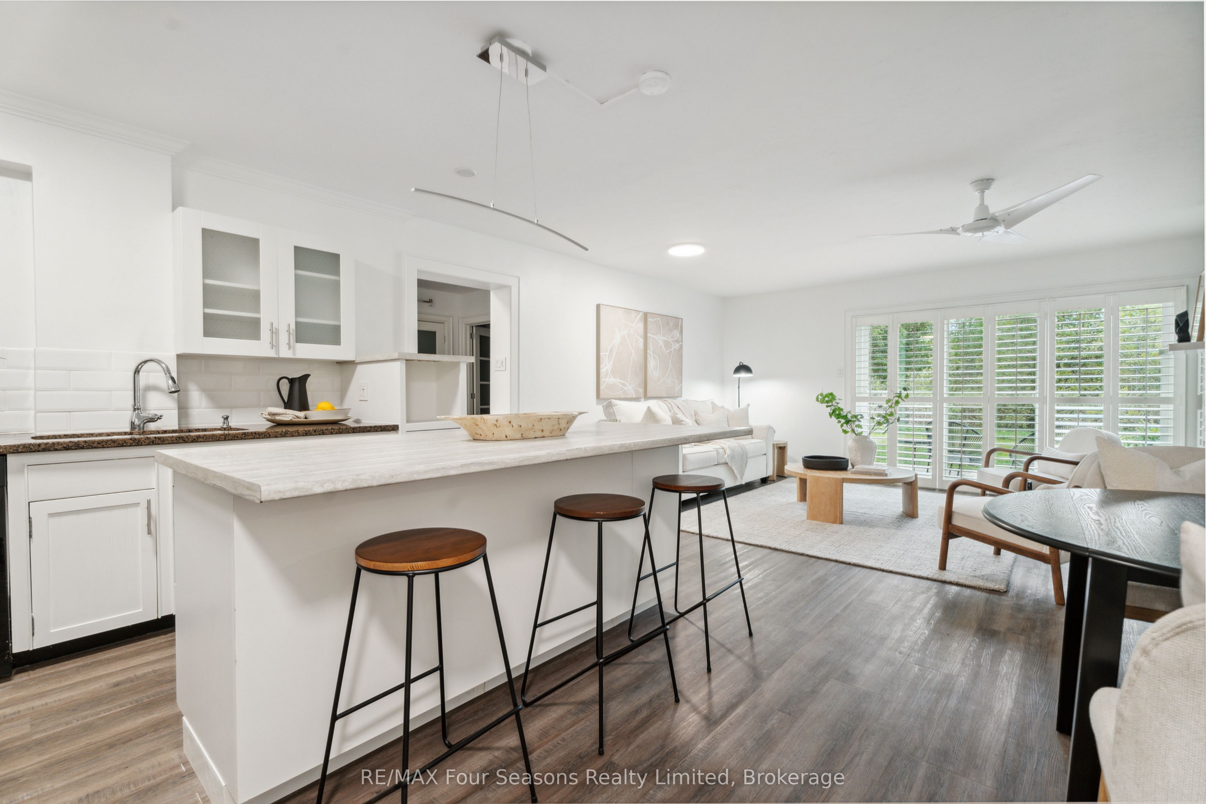 44 Trott Boulevard 7, Collingwood, ON L9Y 5B7 photo 2