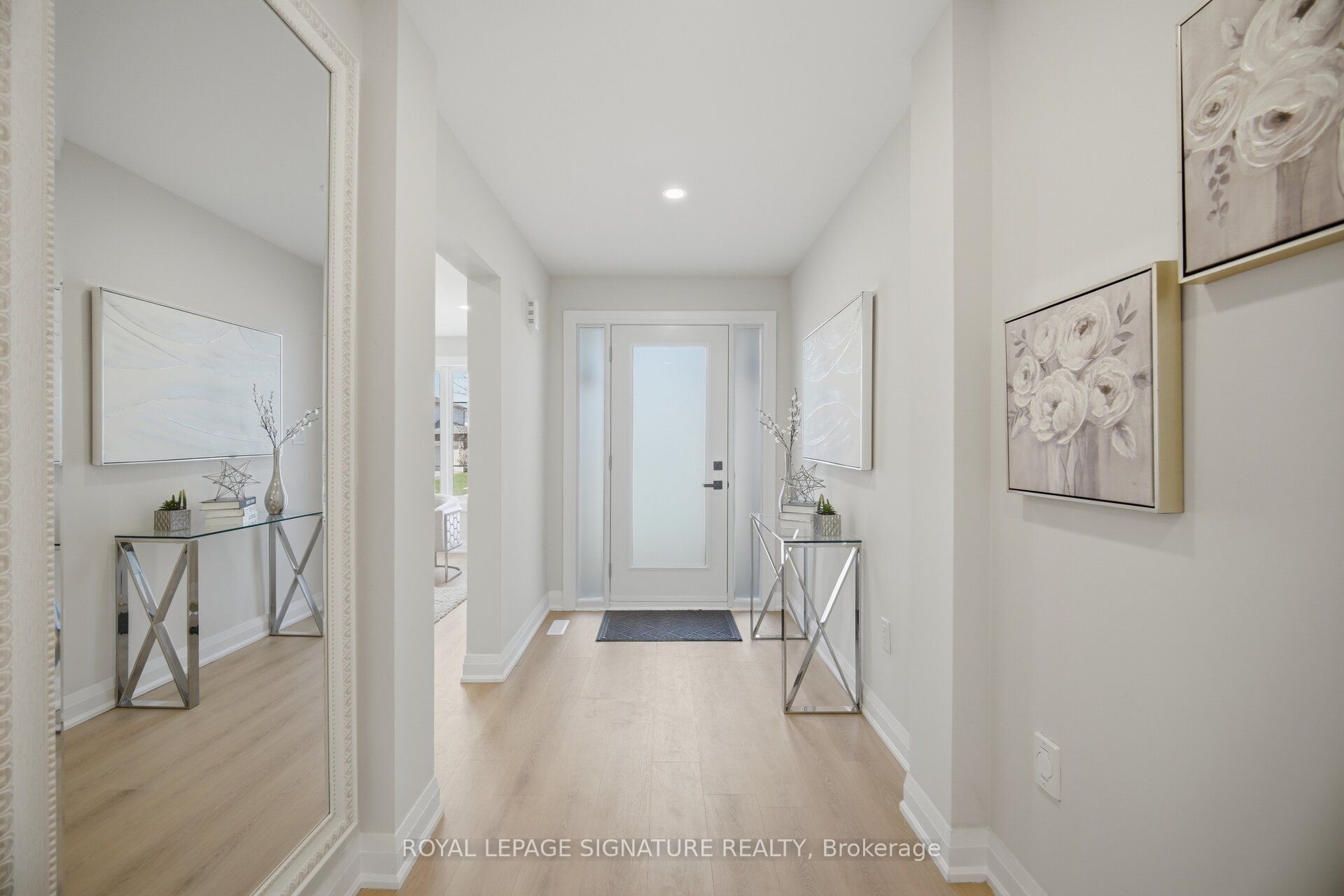 11 Wessenger Drive, Barrie, ON L4N 8R8 photo 3