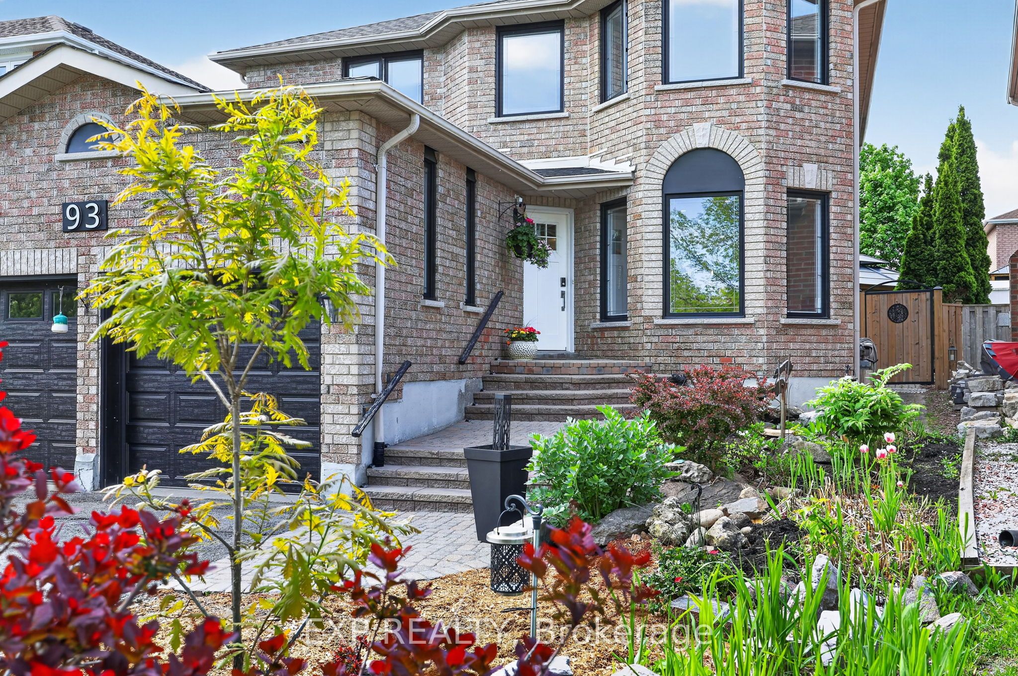 93 Taylor Drive, Barrie, ON L4N 8K3 photo 3