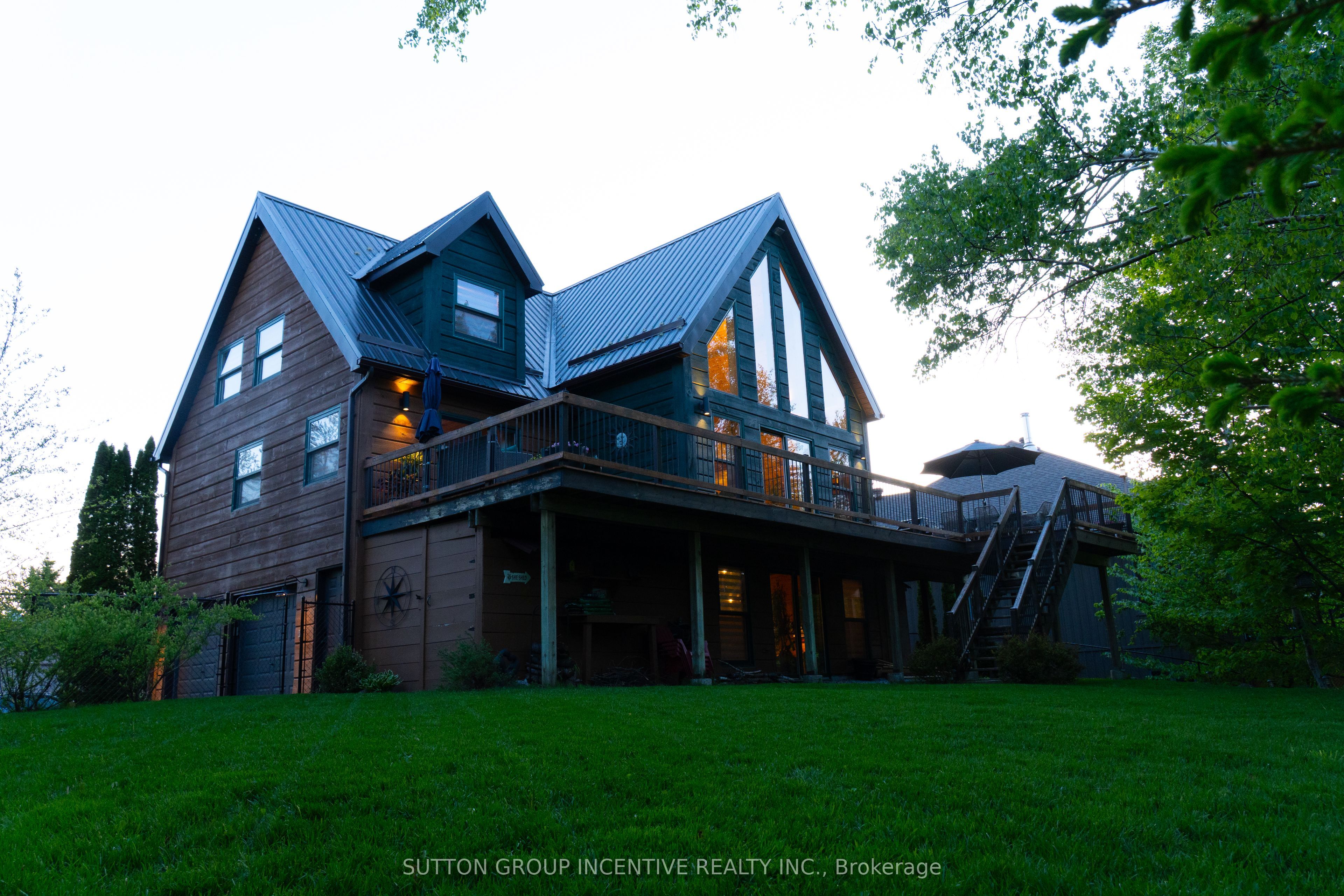 17 Bridle Path, Oro-Medonte, ON L0L 2L0