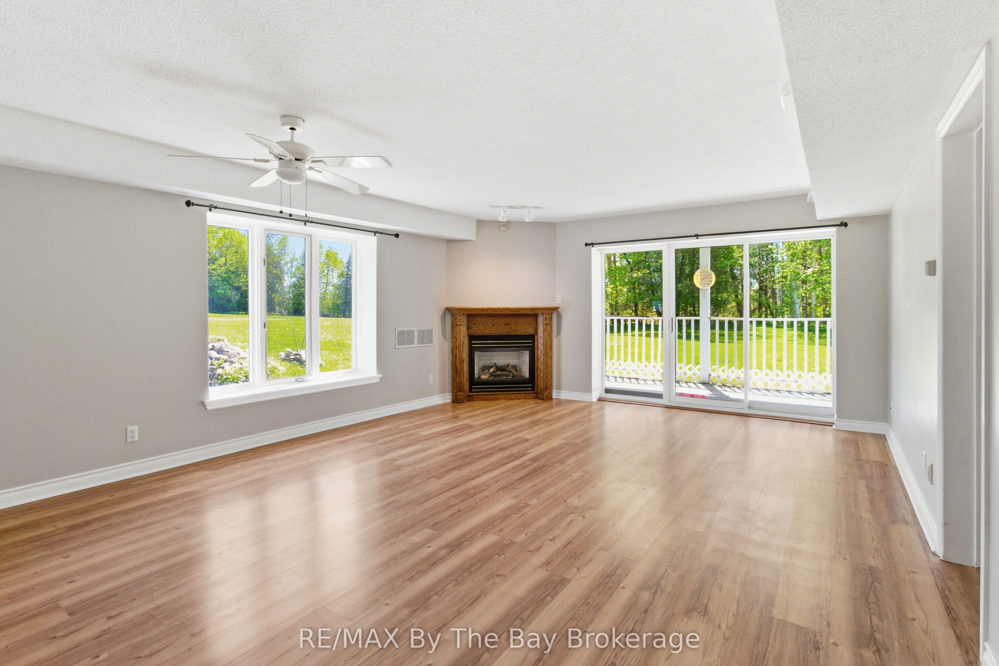 10 Mulligan Lane 1, Wasaga Beach, ON L9Z 1C4 photo 5