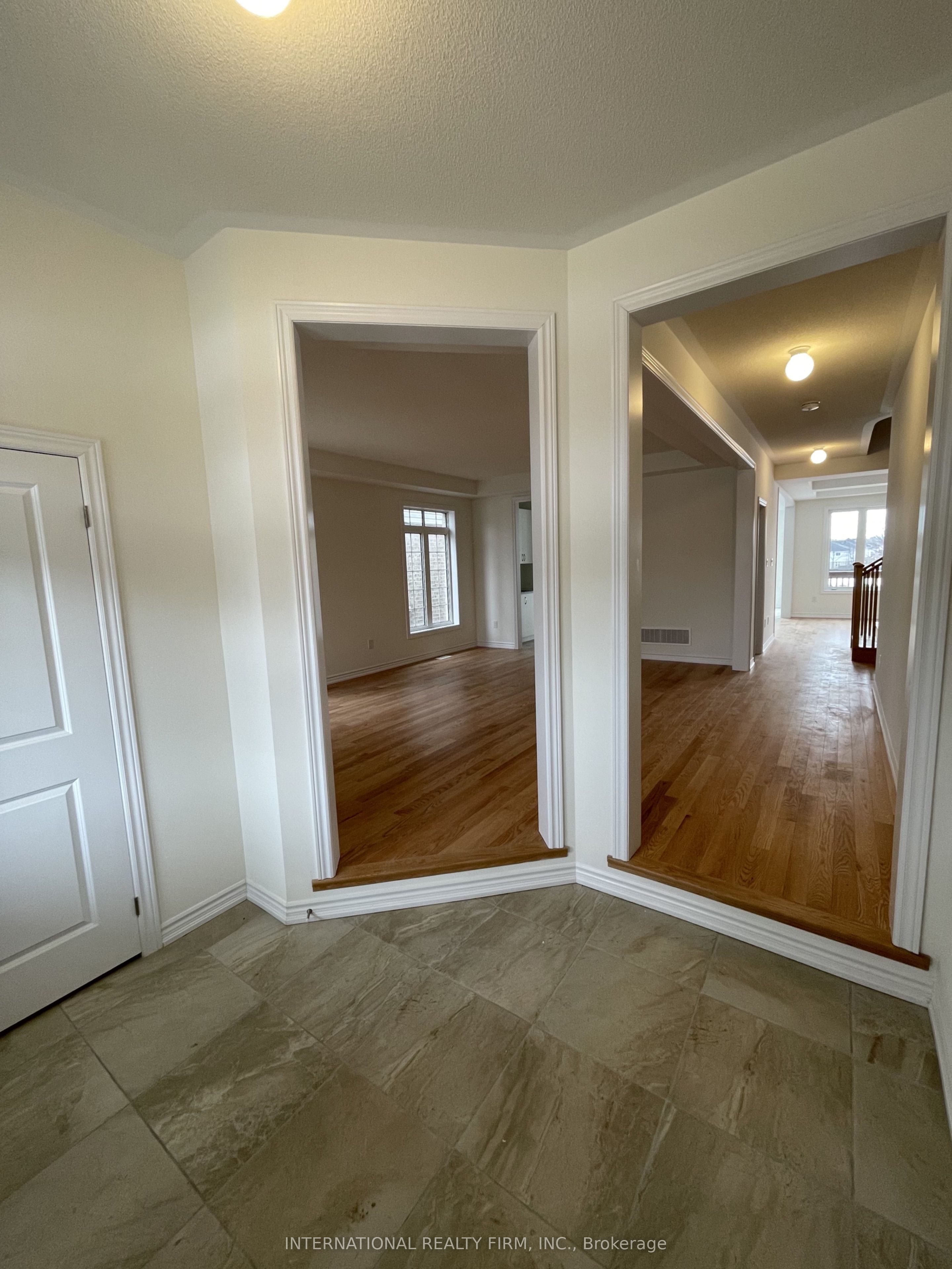 103 Nottingham Road, Barrie, ON L9J 0L3 photo 4