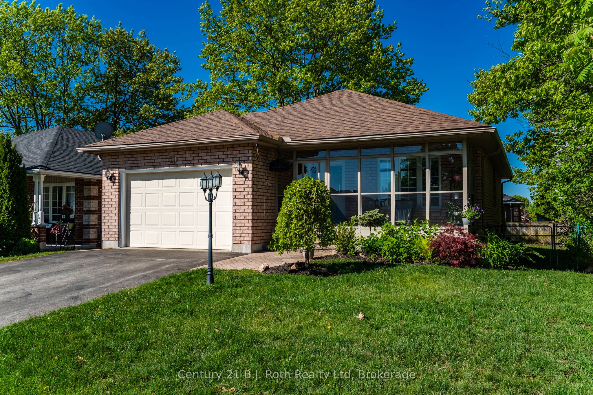 24 Marchand Drive, Penetanguishene, ON L9M 2J2 photo 2