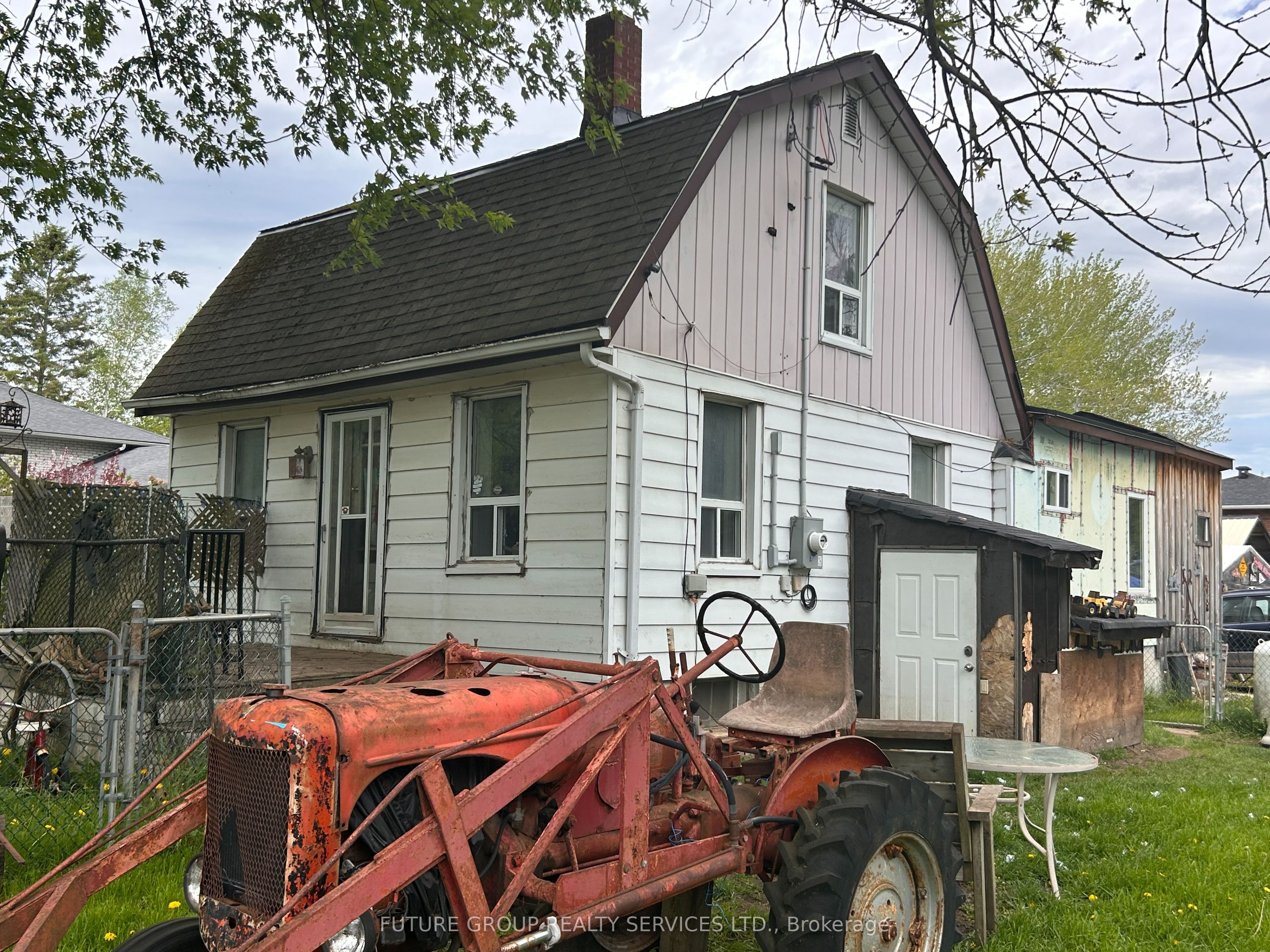 9865 Simcoe Rd 10 Rr 2 Road, Clearview, ON L0M 1N0