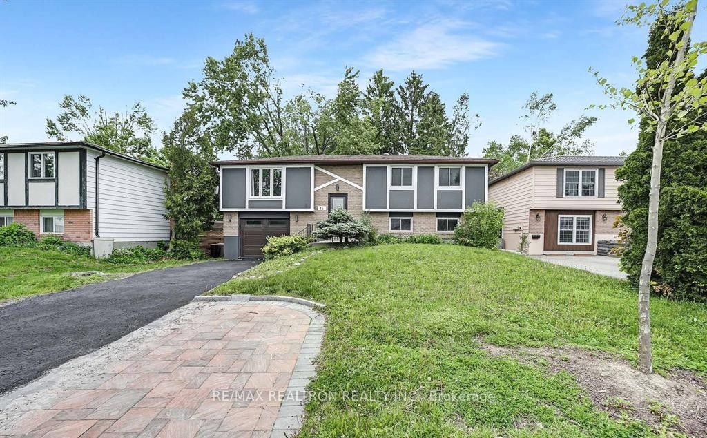 14 Chippawa Court, Barrie, ON L4M 5N8 photo 2