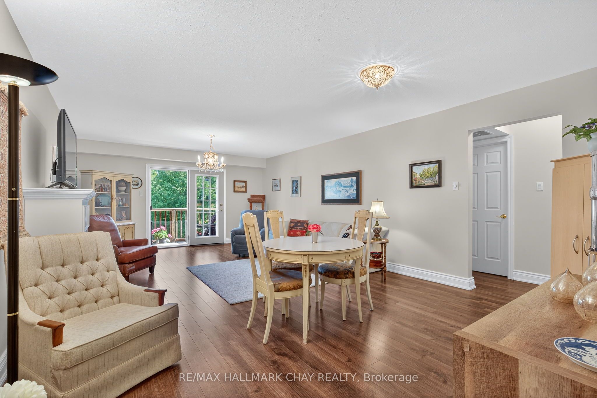 222 Steel Street 10, Barrie, ON L4M 2G9 photo 2