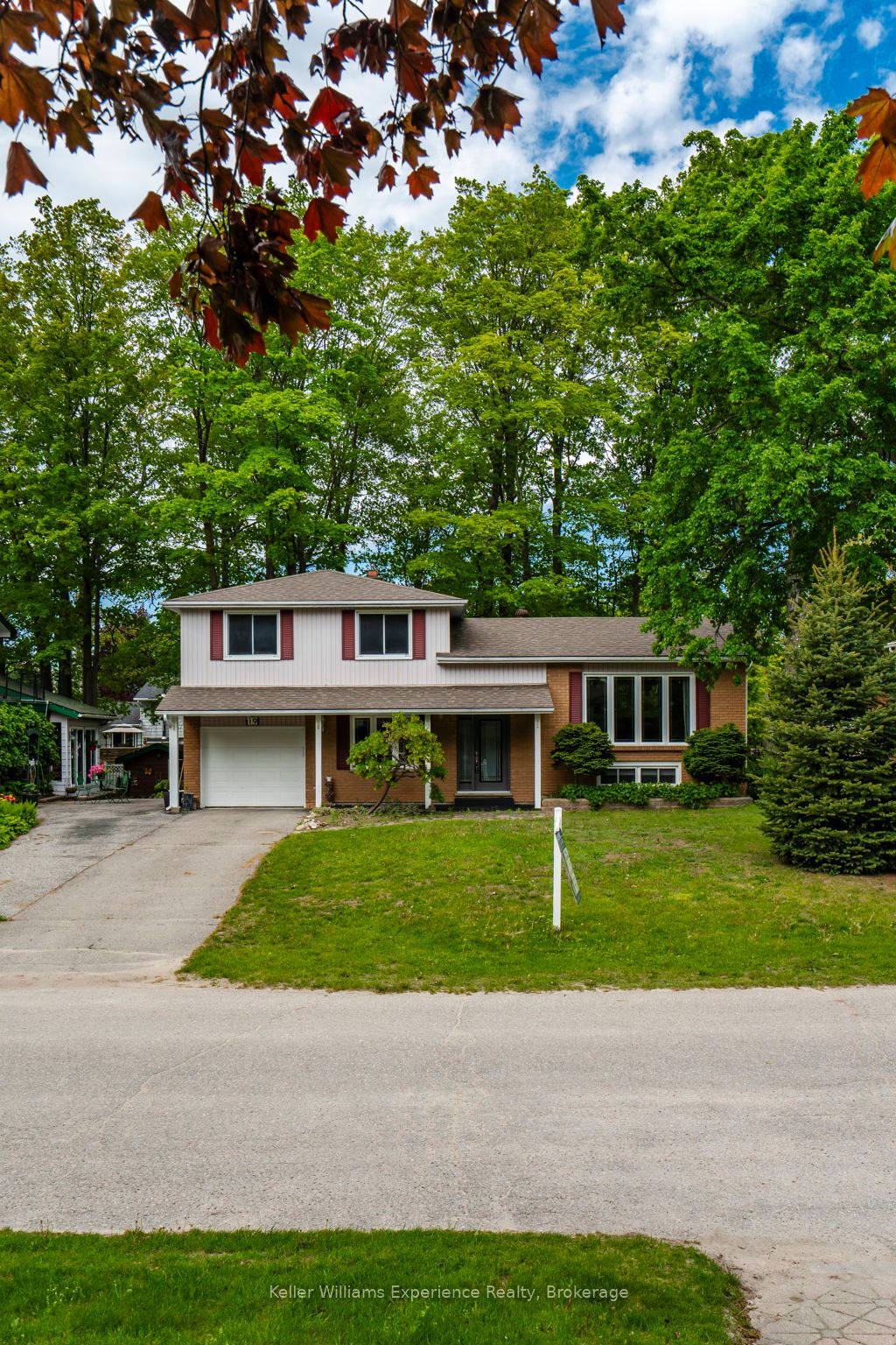 19 Viel Street, Penetanguishene, ON L9M 1J1 photo 3