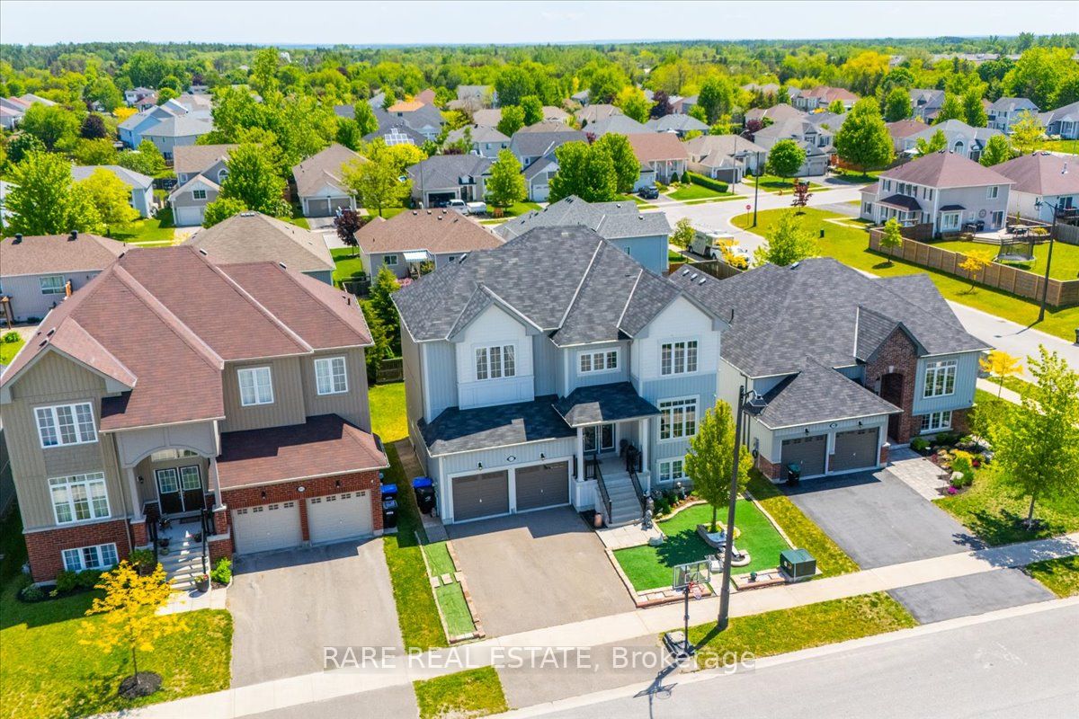 211 Lia Drive, Clearview, ON L0M 1S0 photo 3