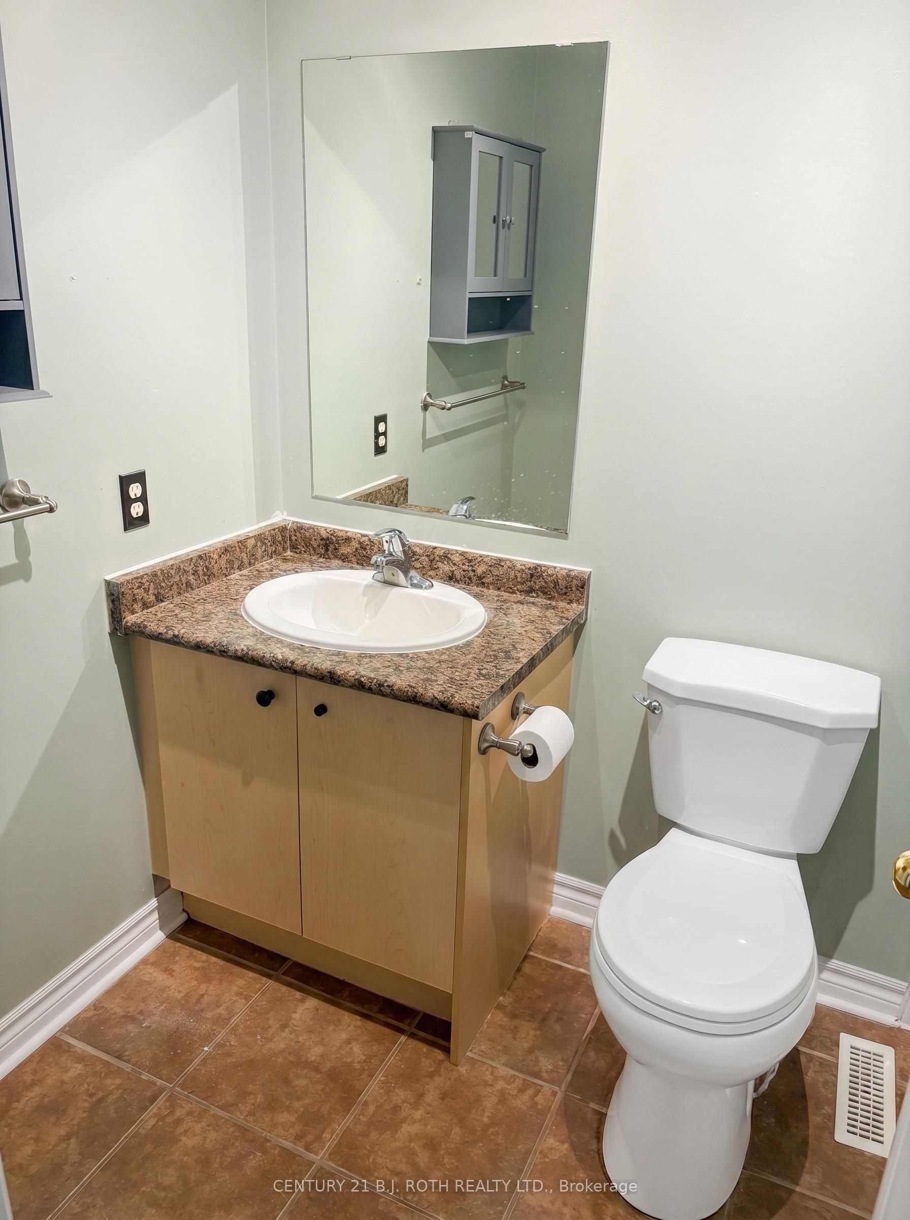 120 Stanley Street, Barrie, ON L4M 6V5 photo 5