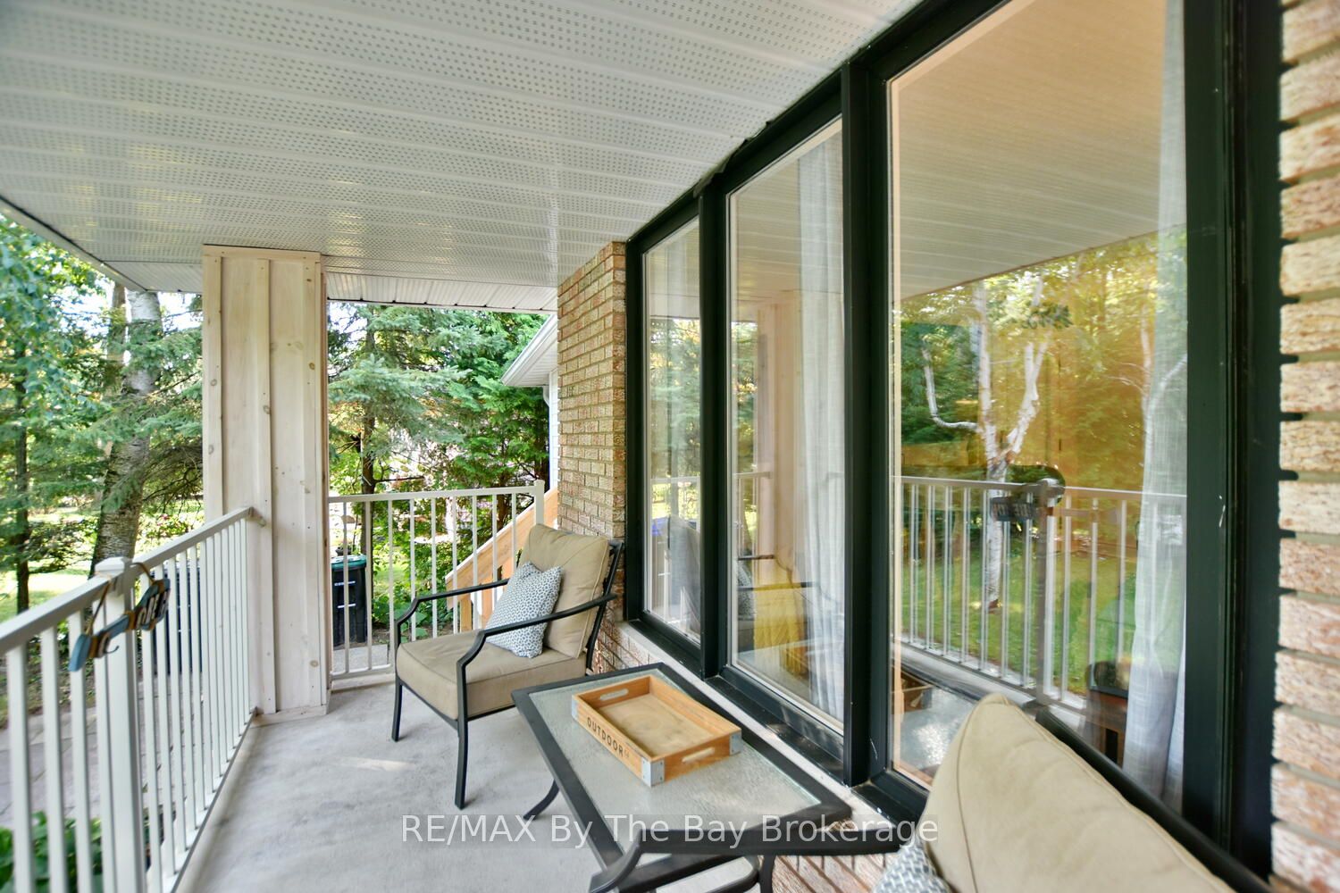 60 57th Street S, Wasaga Beach, ON L9Z 1W5 photo 5