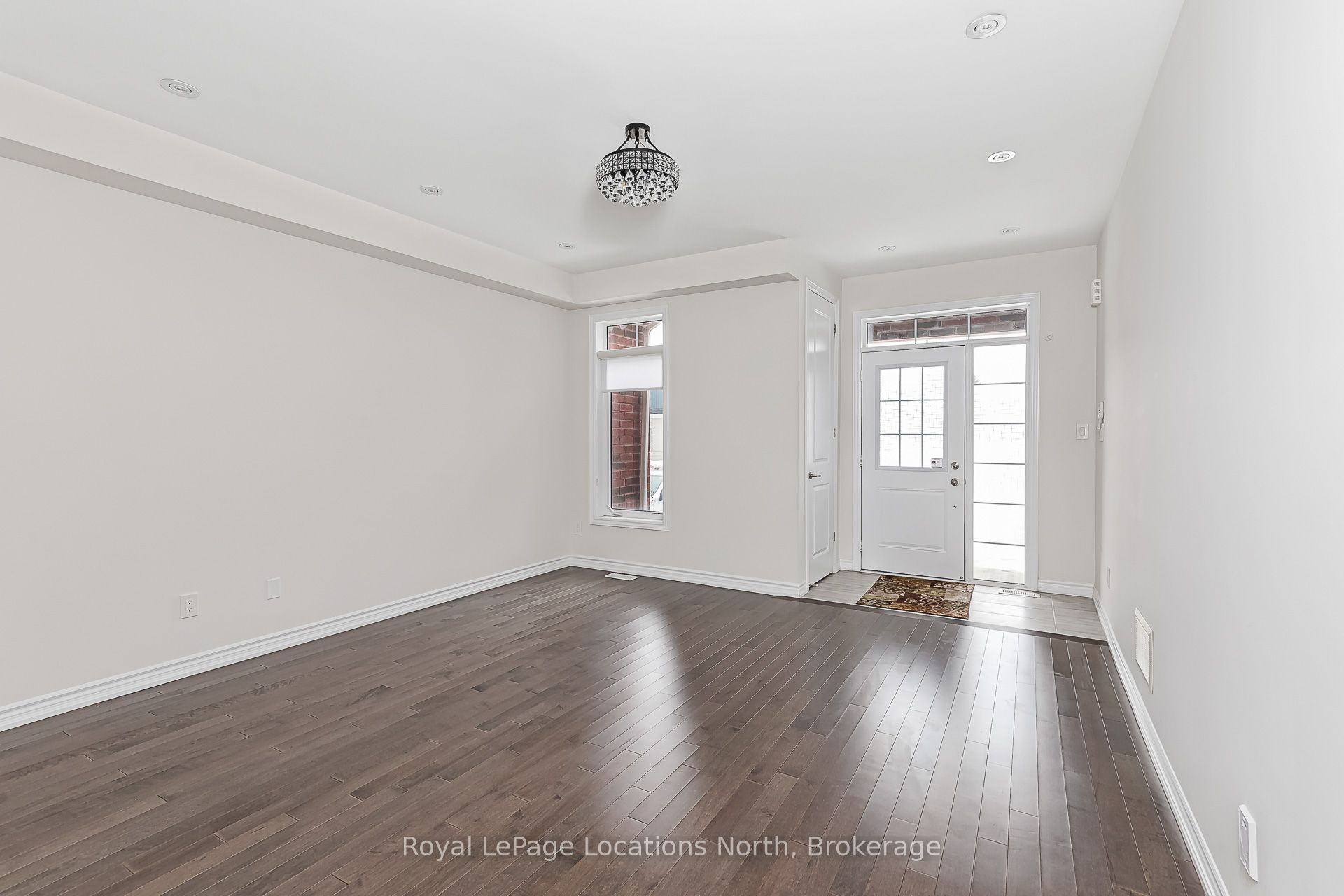 137 Allegra Drive, Wasaga Beach, ON L9Z 0H6 photo 4