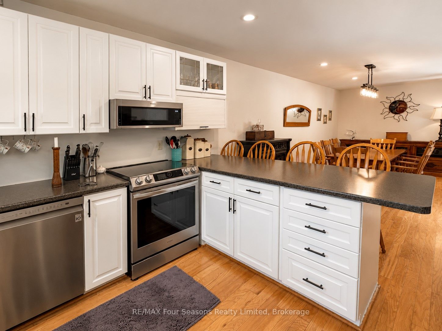 158 Escarpment Crescent, Collingwood, ON L9Y 5B4 photo 3