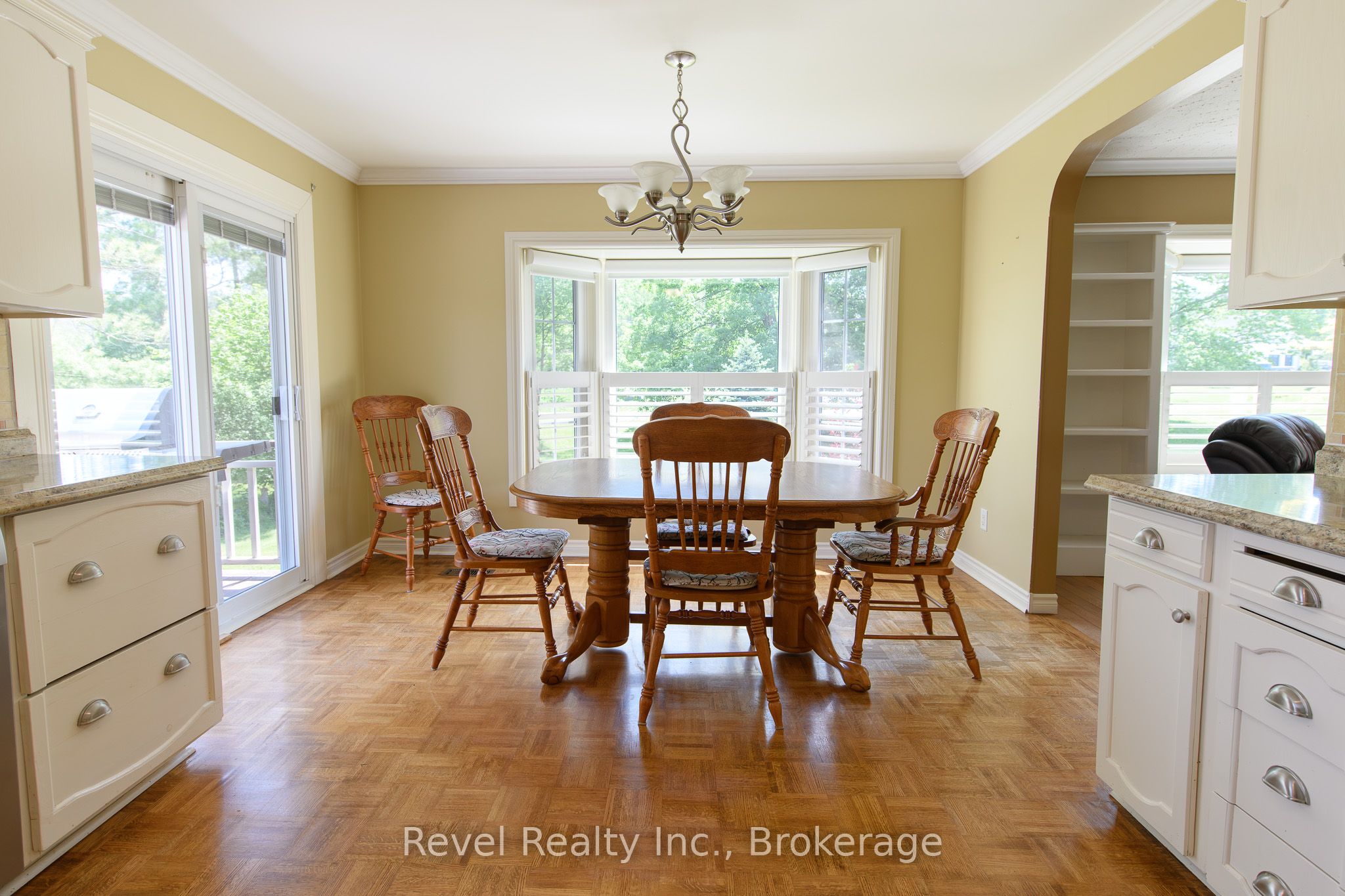 38 Station Street, Clearview, ON L0M 1L0 photo 5