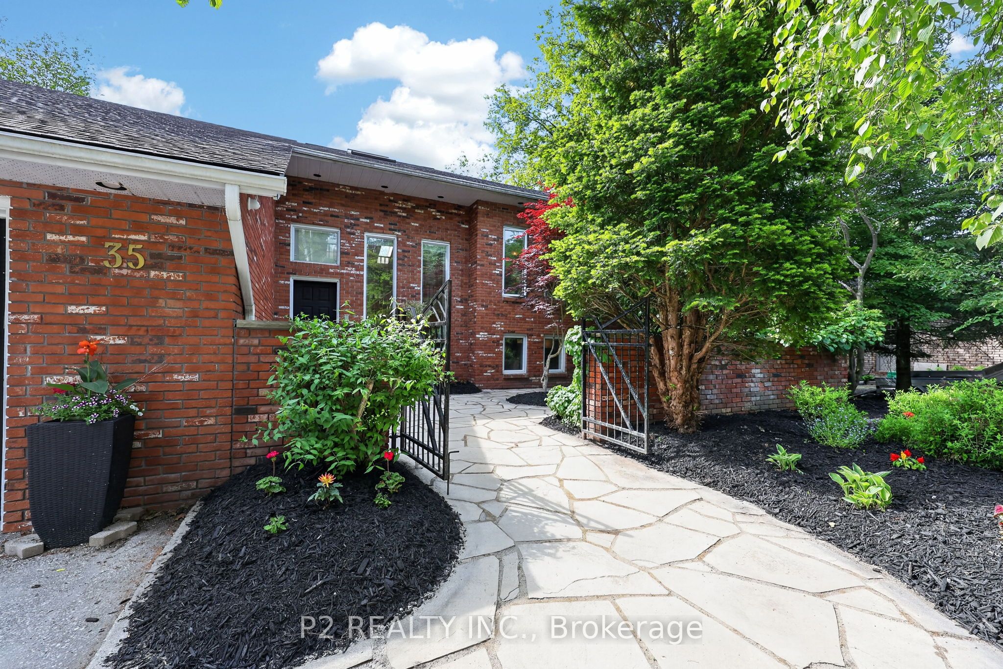 35 Jodies Lane, Springwater, ON L0L 1X1 photo 4