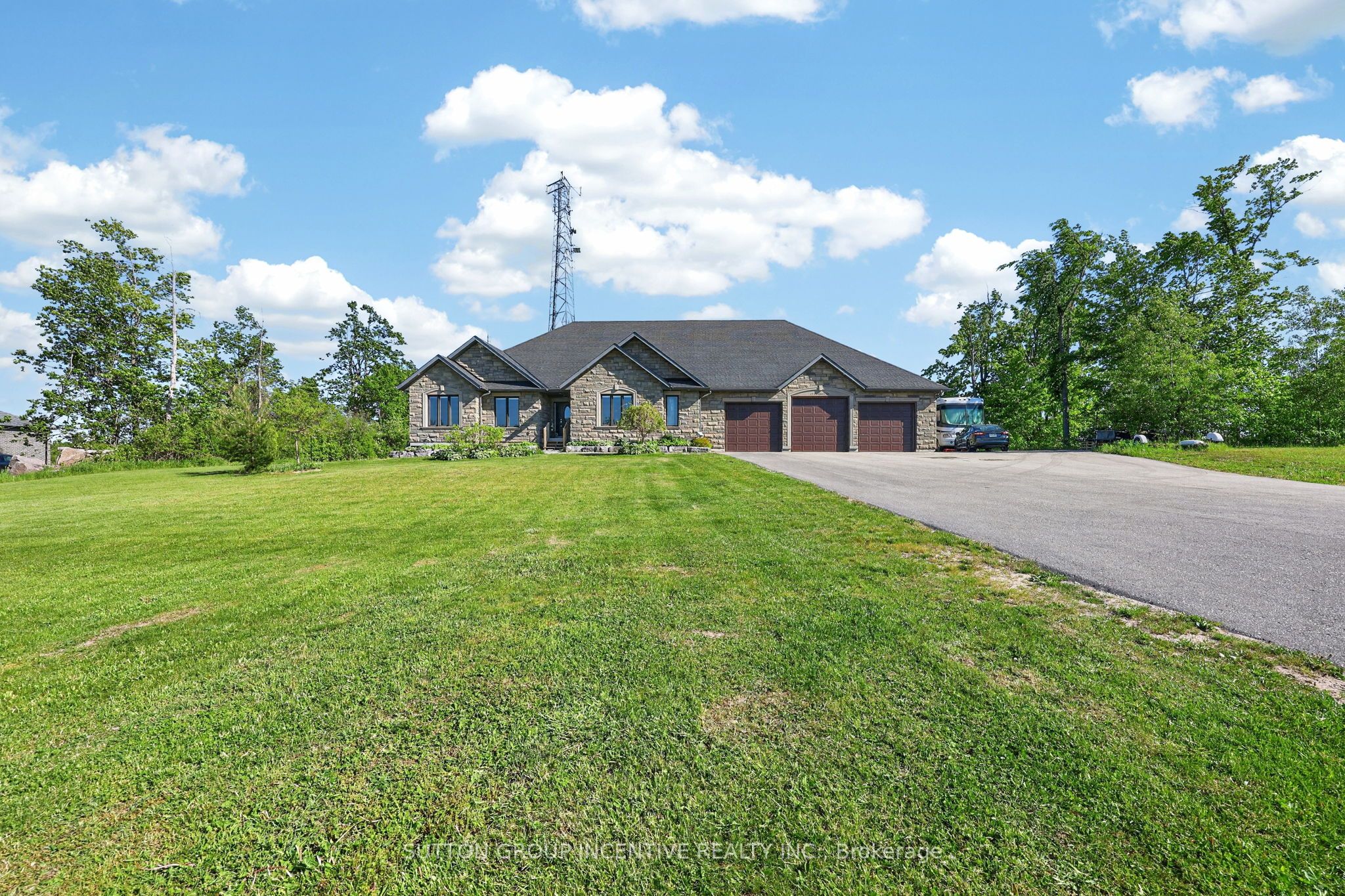15 Caldwell Drive, Oro-Medonte, ON L0L 2L0 photo 2