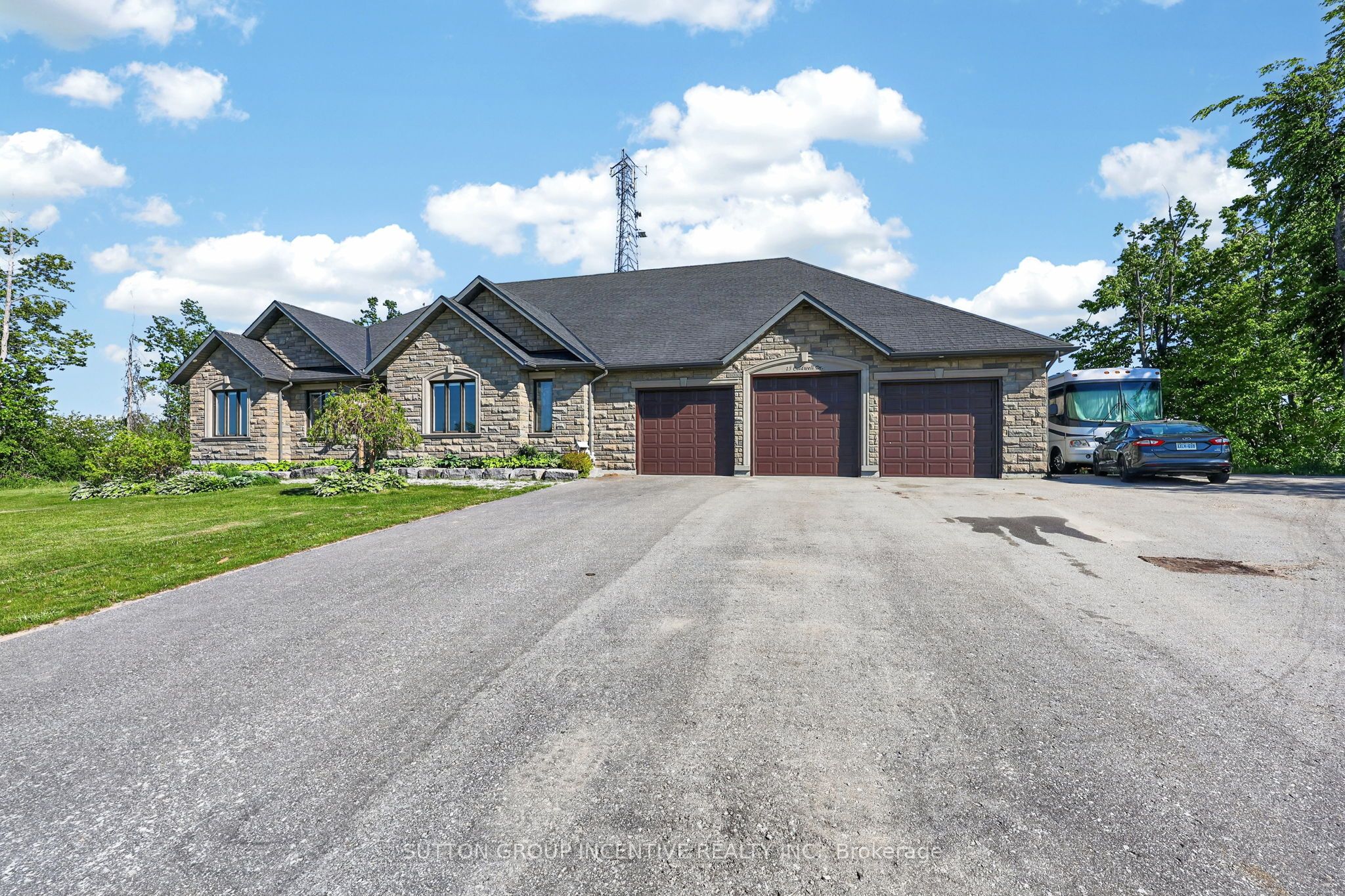 15 Caldwell Drive, Oro-Medonte, ON L0L 2L0 photo 4