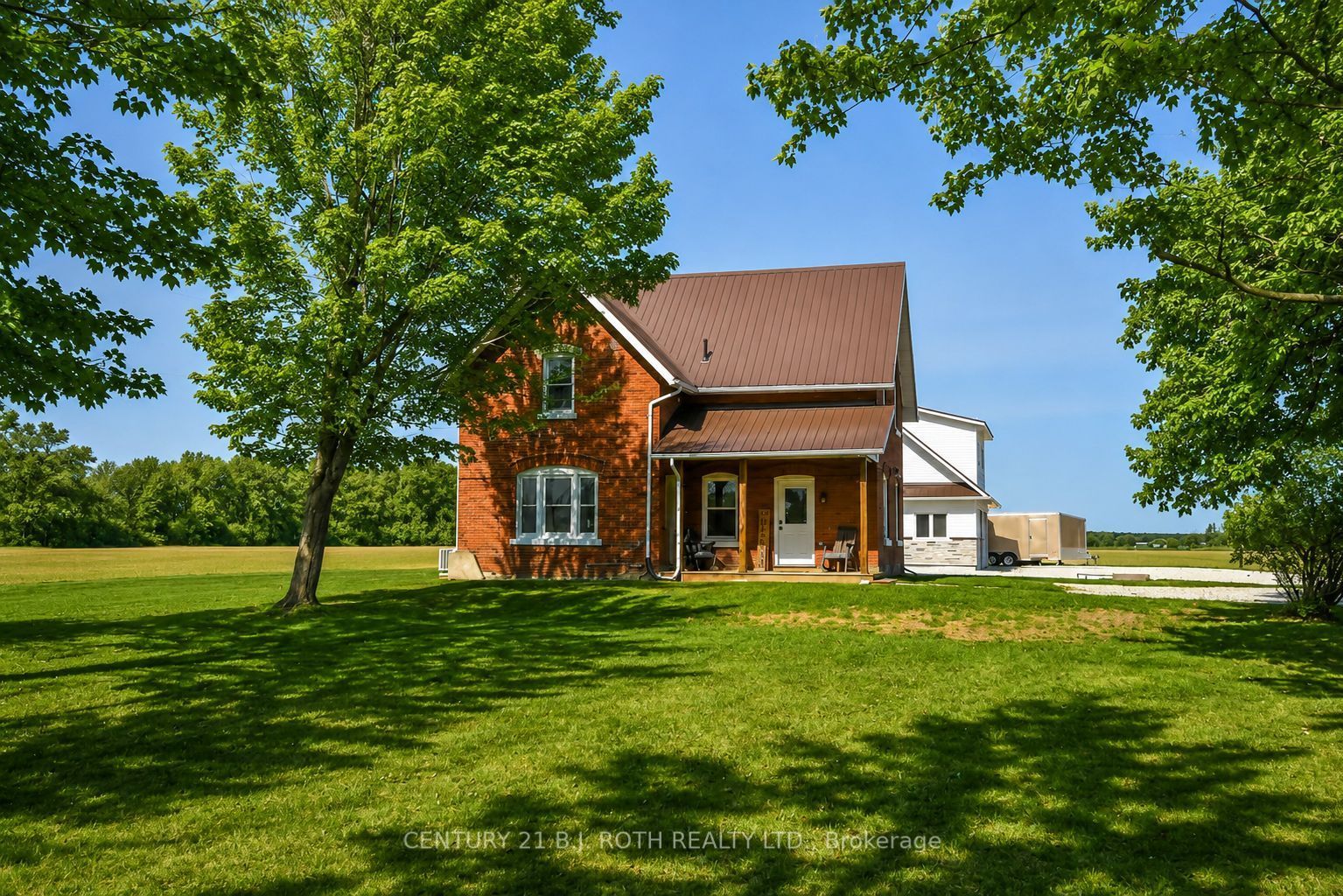 1153 Glengarry Landing Road S, Springwater, ON L9X 1E1 photo 2