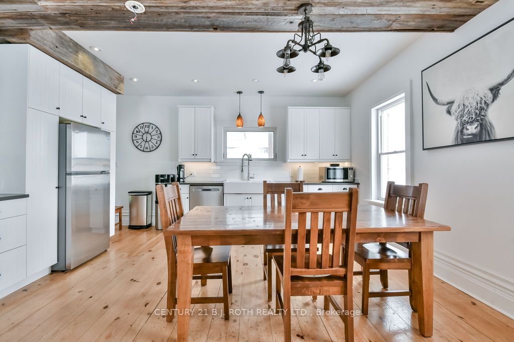1153 Glengarry Landing Road S, Springwater, ON L9X 1E1 photo 4