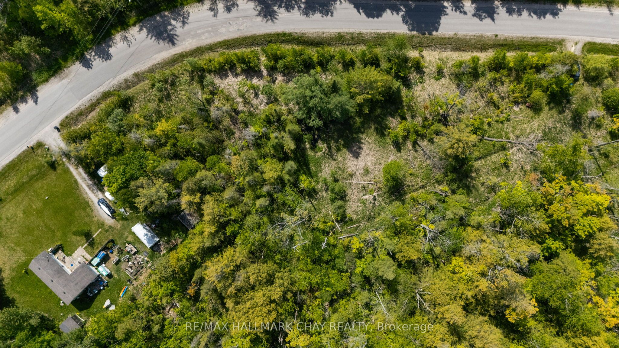39 Meadows Avenue, Tay, ON L0K 2C0 photo 2