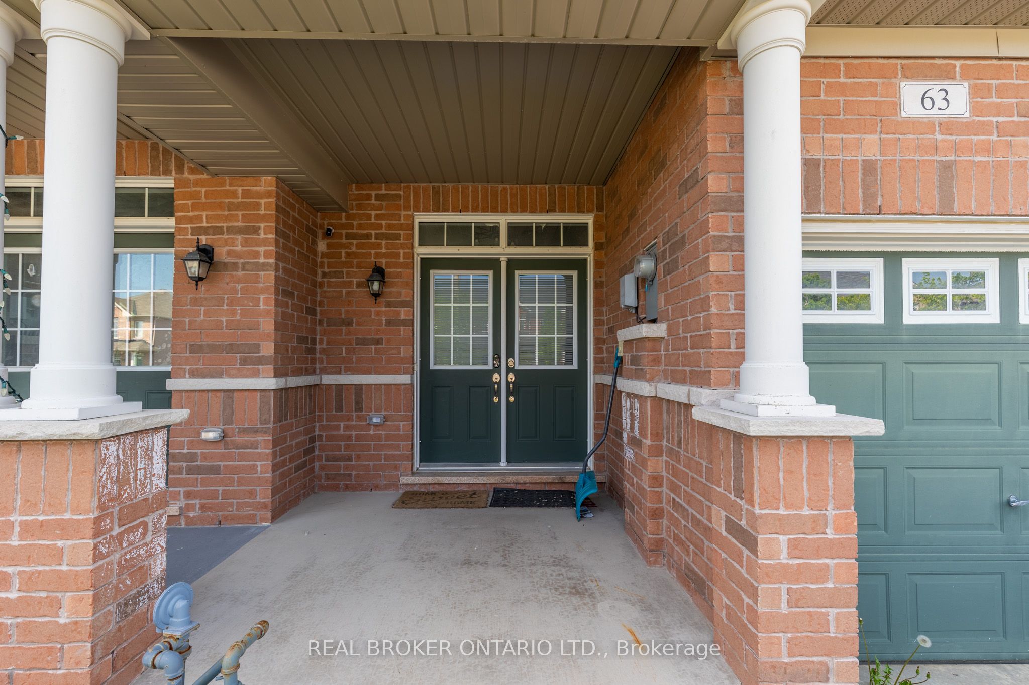 63 Forsyth Crescent, Barrie, ON L4N 6R1 photo 2