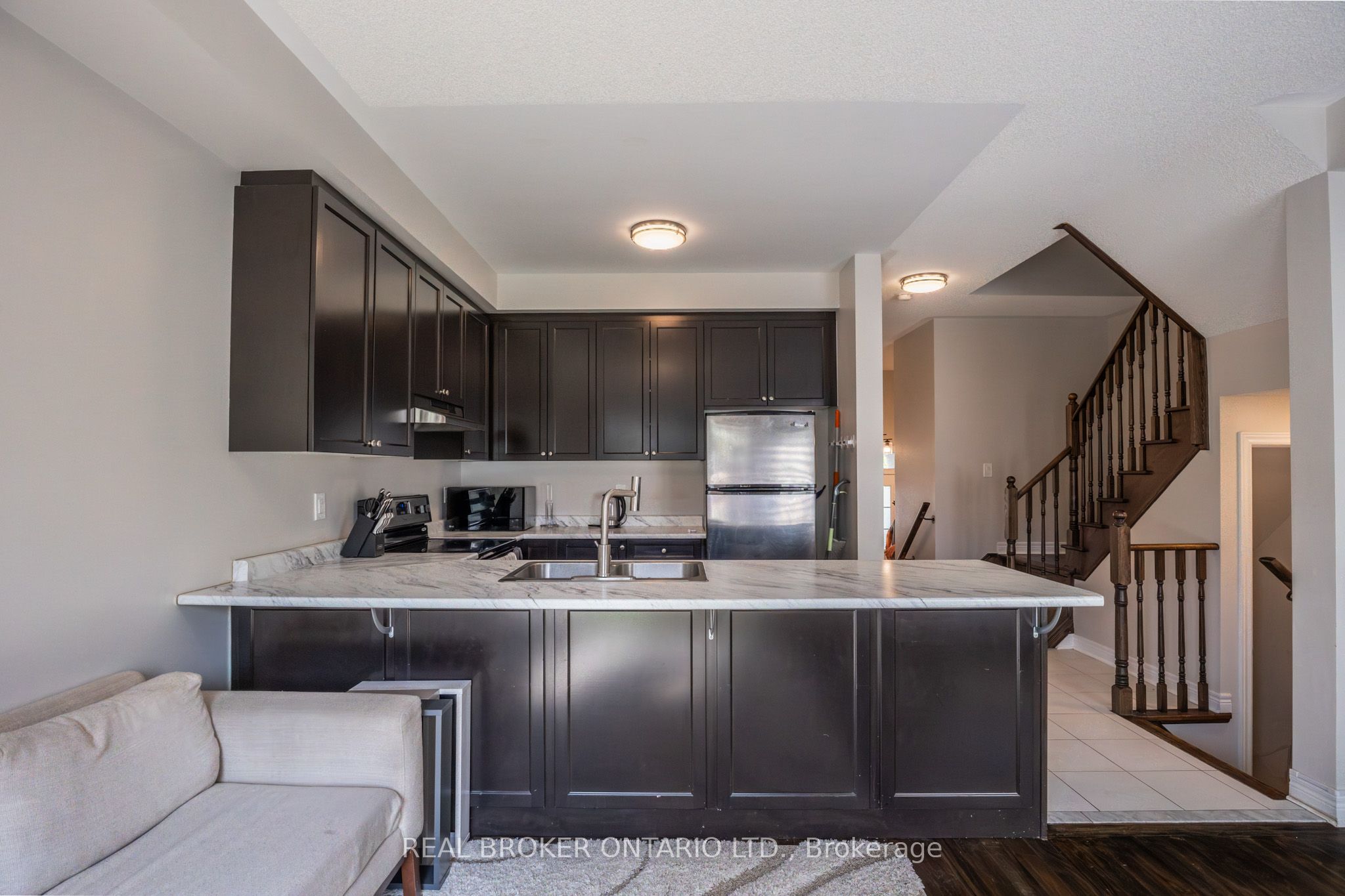 63 Forsyth Crescent, Barrie, ON L4N 6R1 photo 4