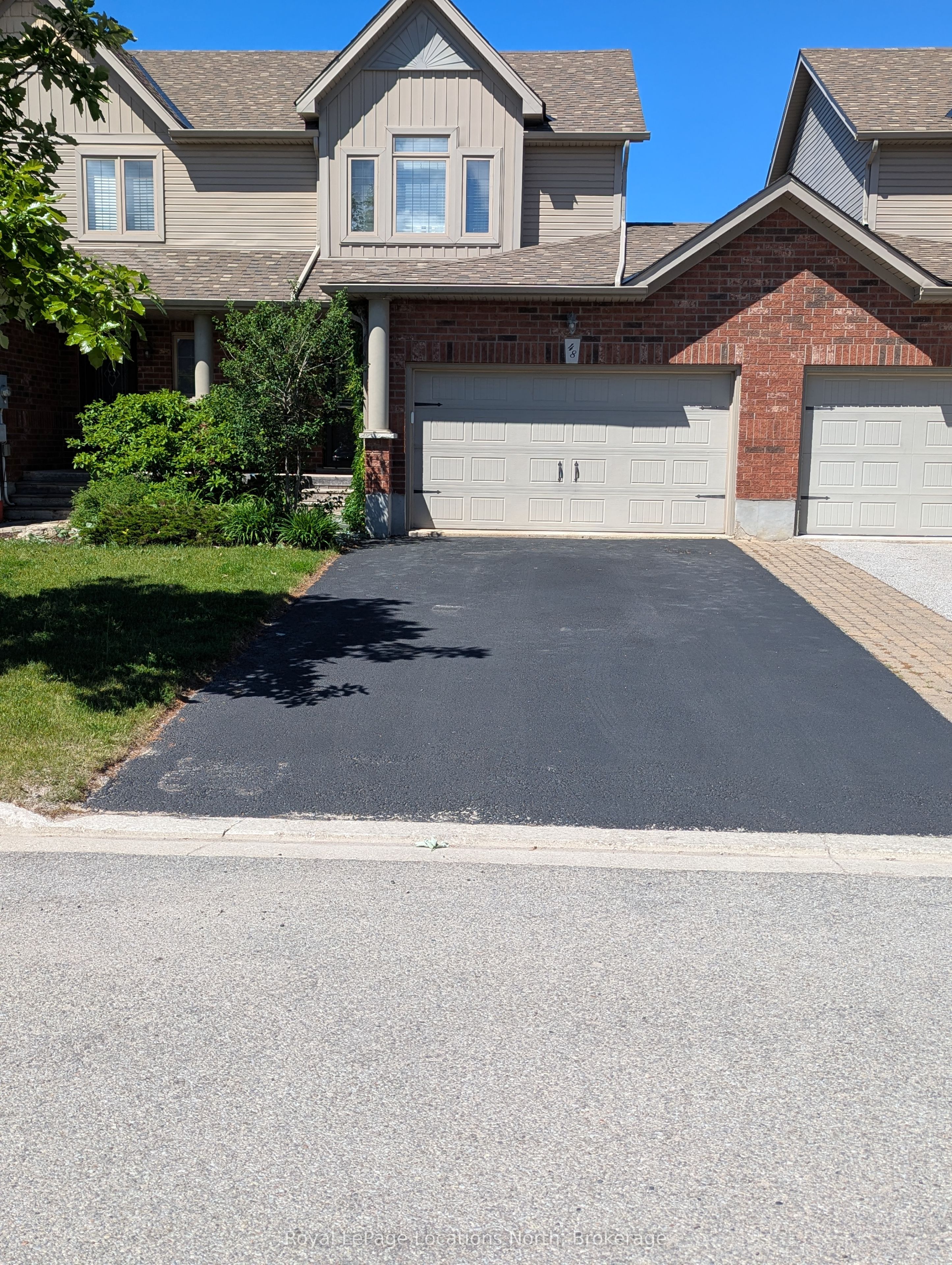 48 Barr Street, Collingwood, ON L9Y 0E6 photo 2