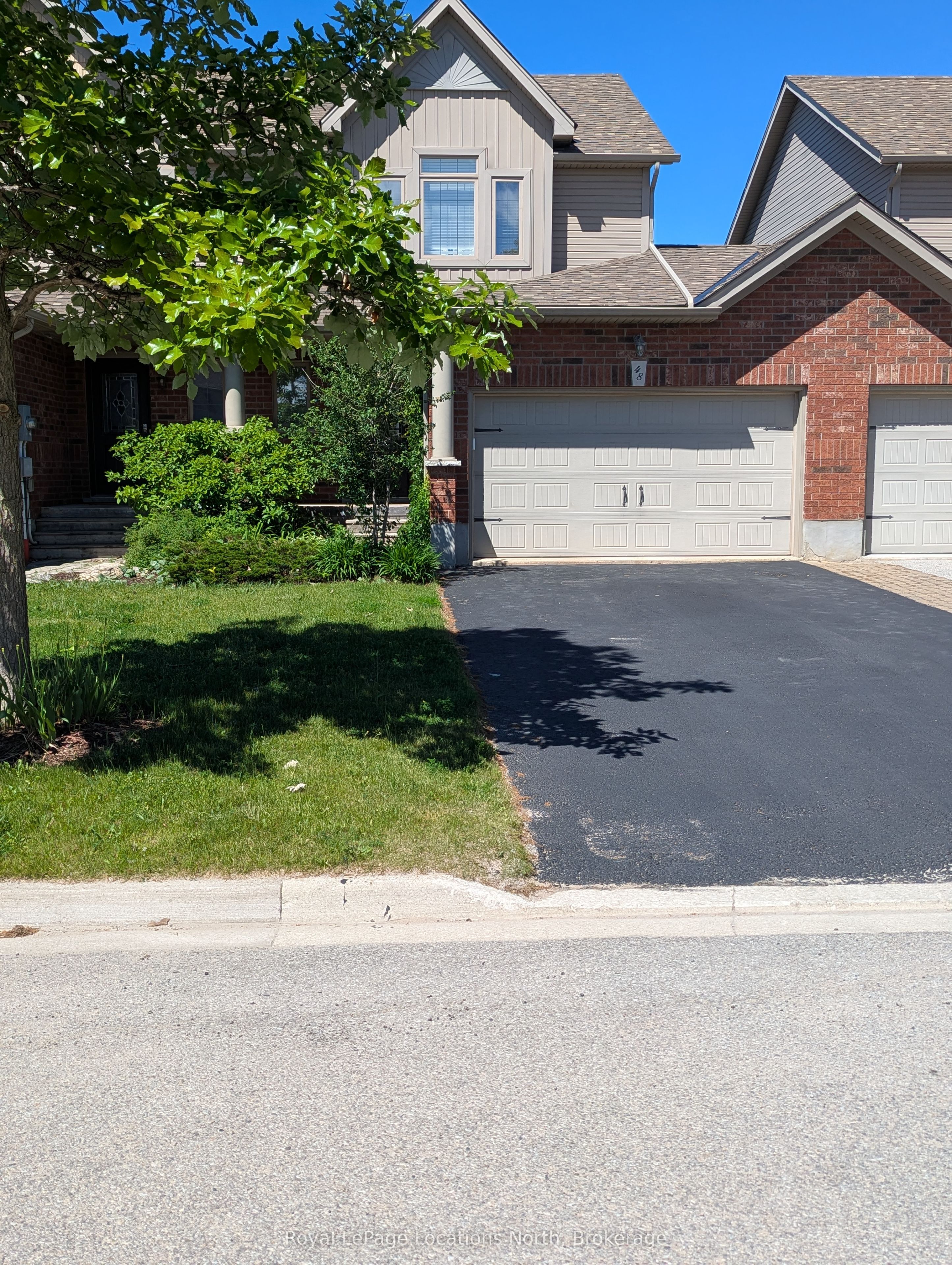 48 Barr Street, Collingwood, ON L9Y 0E6 photo 3