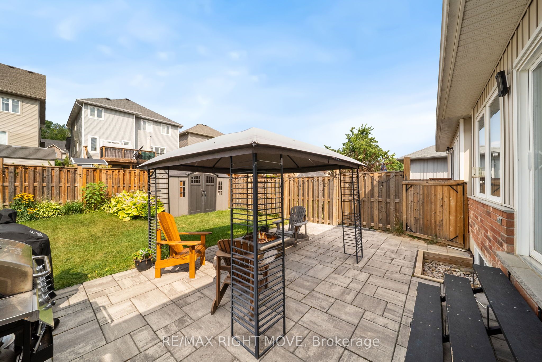 90 Pearl Drive, Orillia, ON L3V 0A6 photo 2
