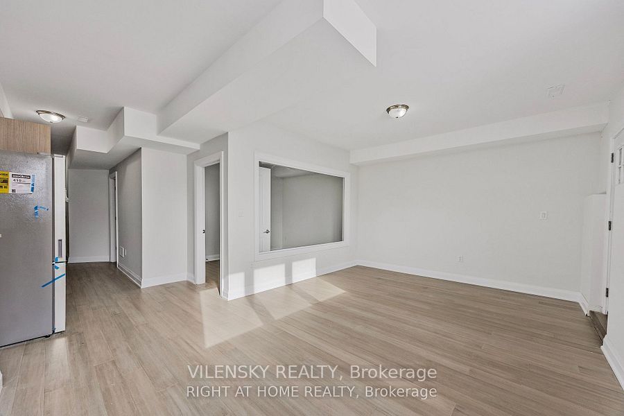 99 Sophia Street W, Barrie, ON L4N 1J4 photo 5