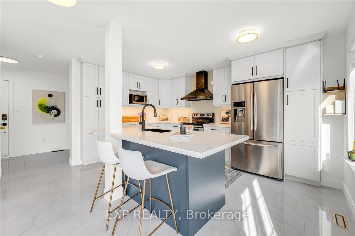 57 Dean Avenue, Barrie, ON L4N 0C2 photo 3
