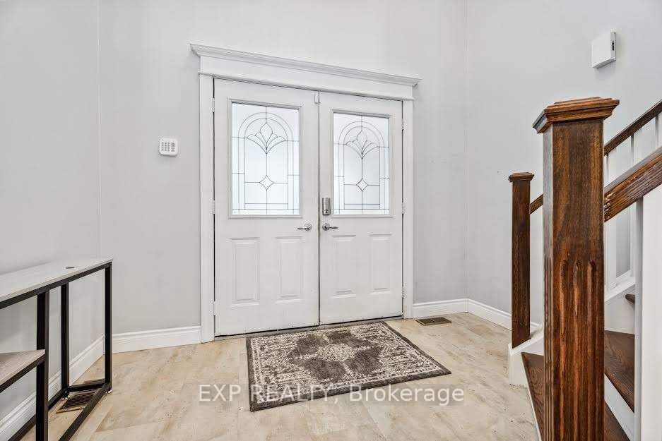 84 Butternut Drive, Barrie, ON L4N 9Z6 photo 3
