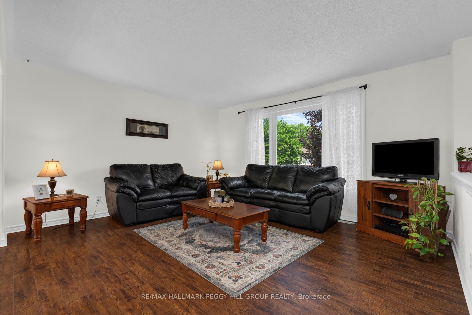 9 Adams Avenue, Springwater, ON L9X 0A1 photo 5