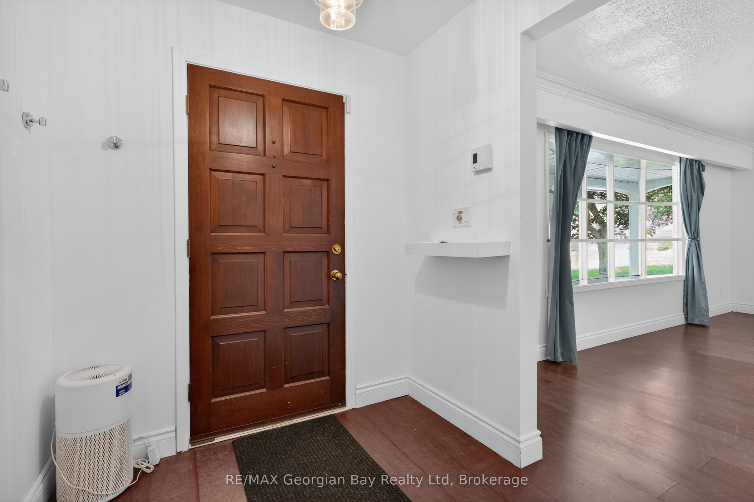 329 Glenbrook Drive, Midland, ON L4R 5G4 photo 2