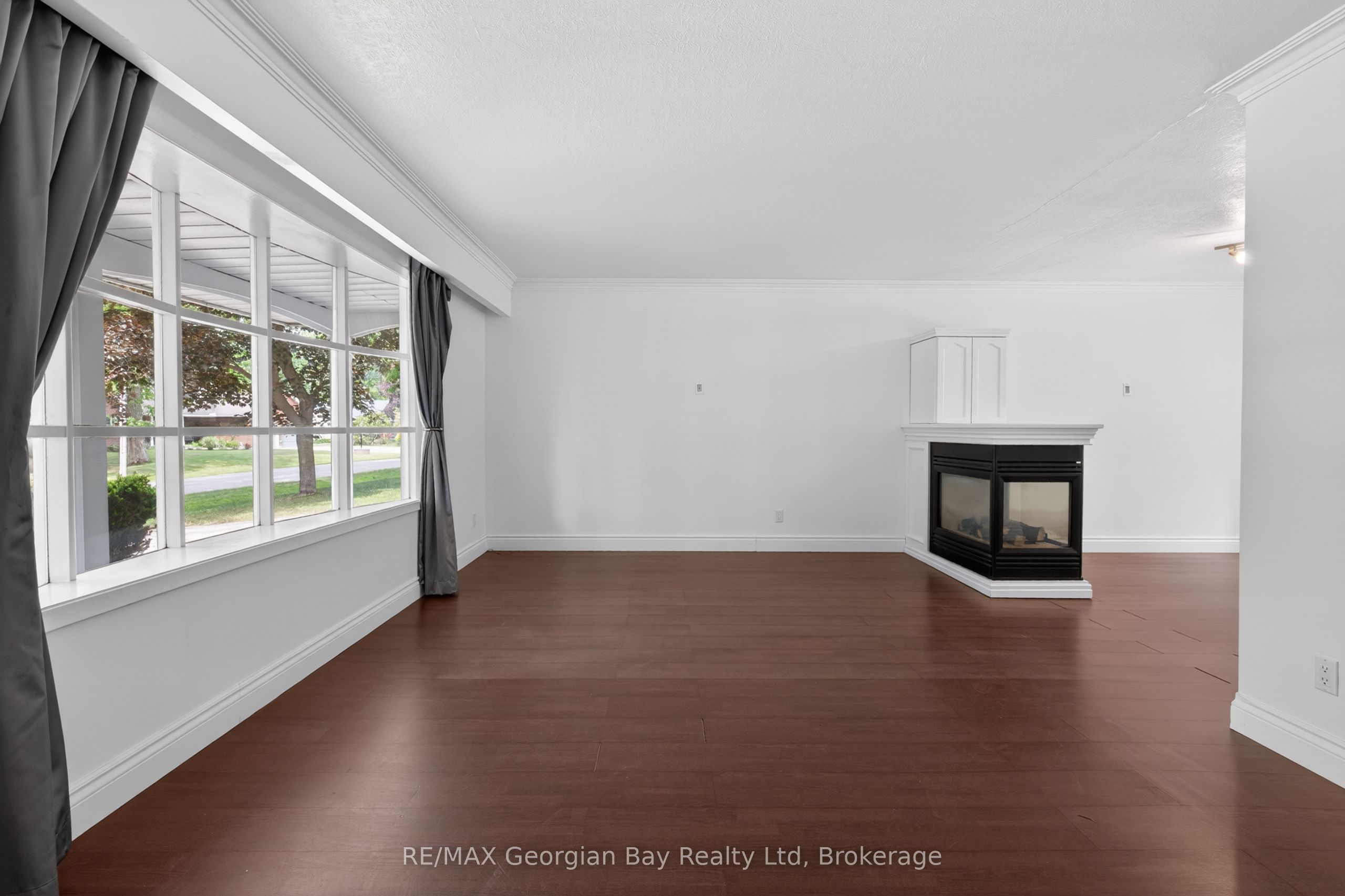 329 Glenbrook Drive, Midland, ON L4R 5G4 photo 3