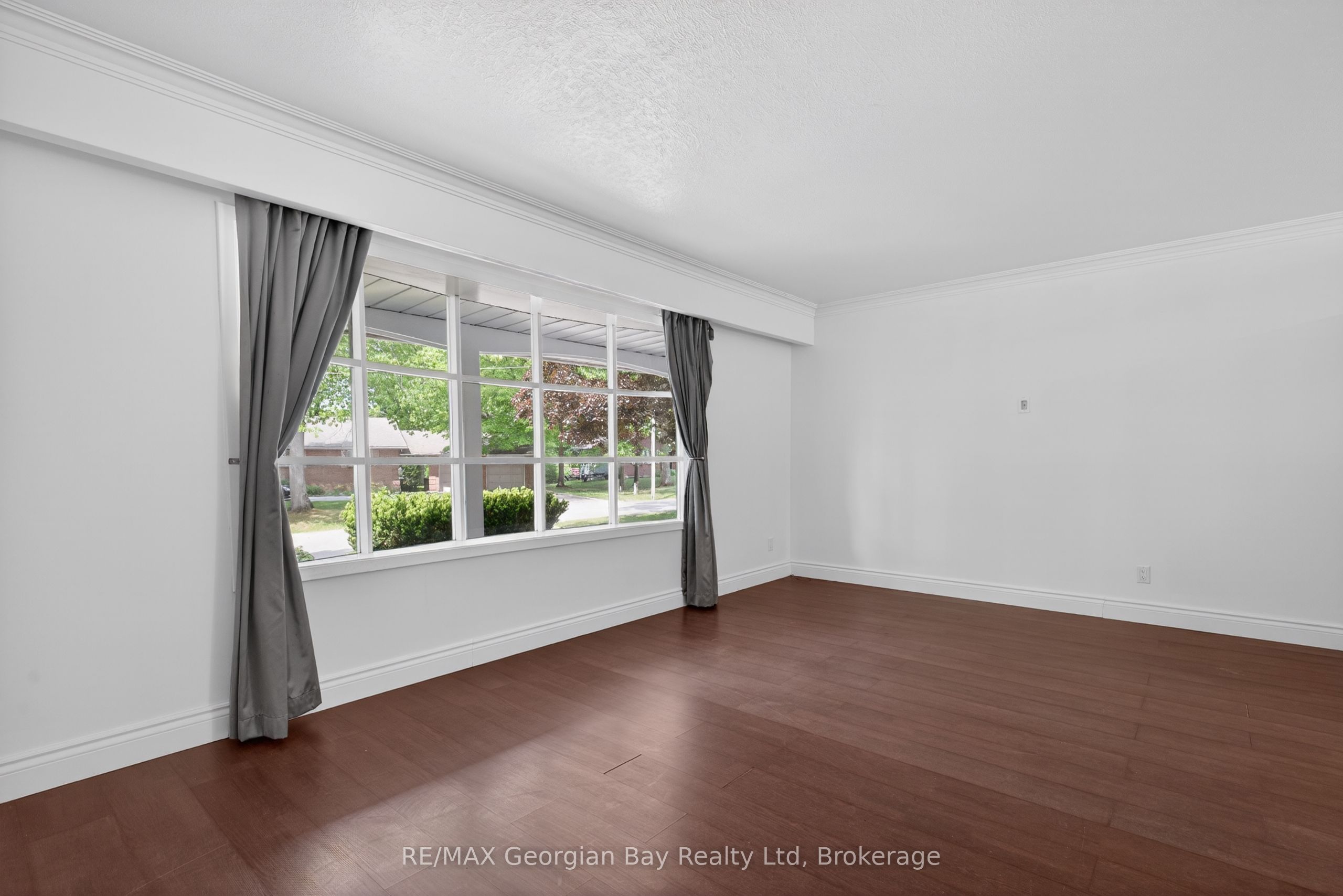 329 Glenbrook Drive, Midland, ON L4R 5G4 photo 4