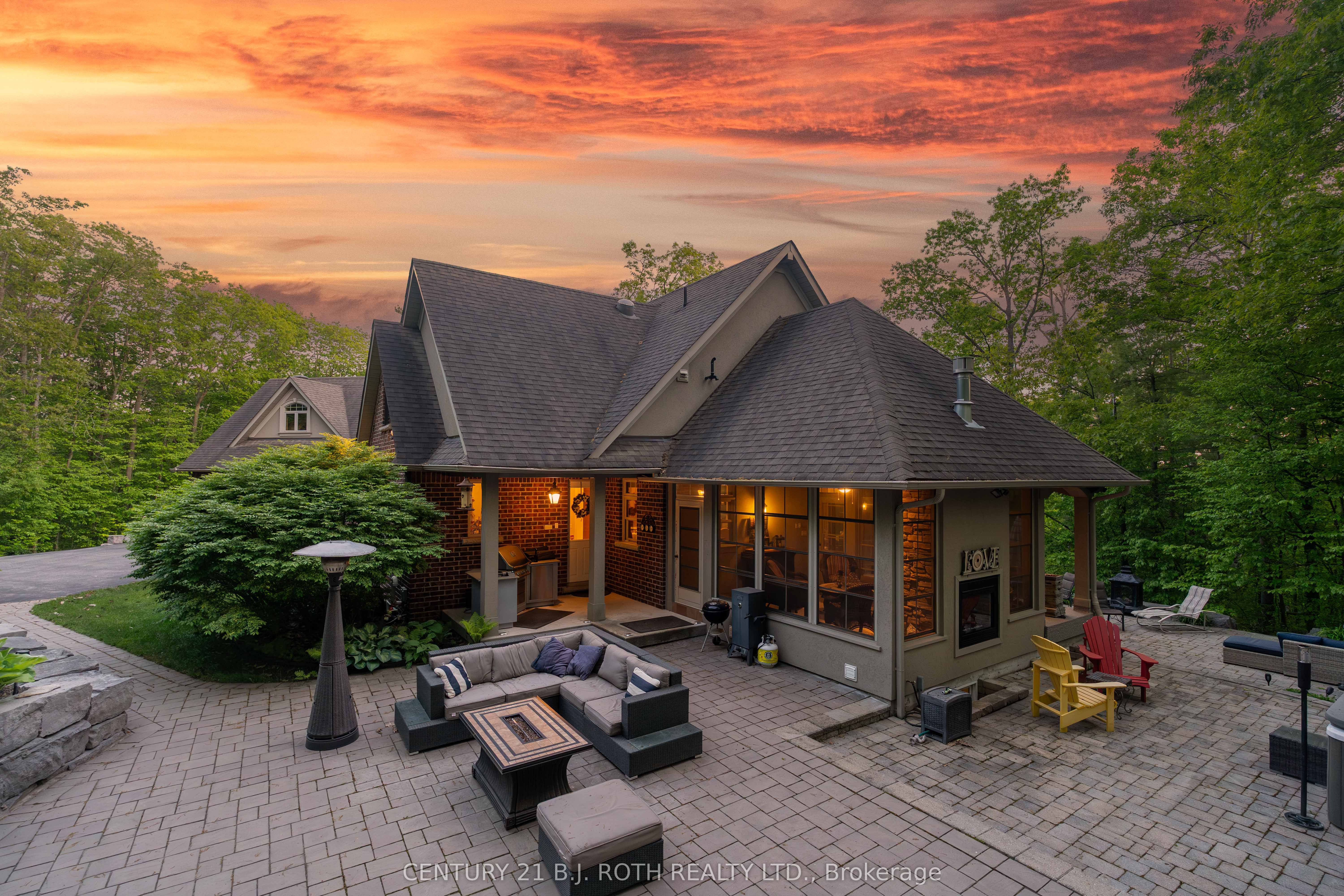 1 PIERCE Court, Springwater, ON L0L 1X0 photo 5
