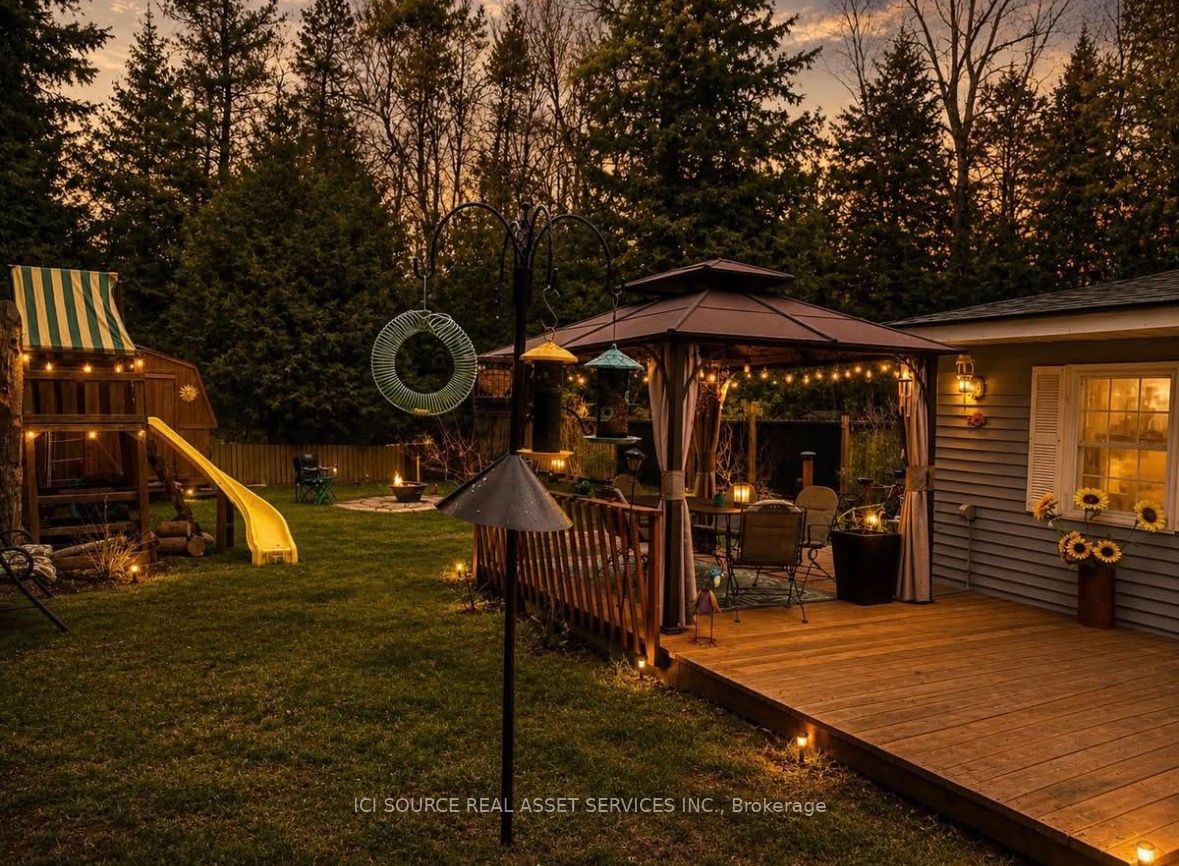 126 Pinecrest Avenue, Wasaga Beach, ON L9Z 1X3 photo 3