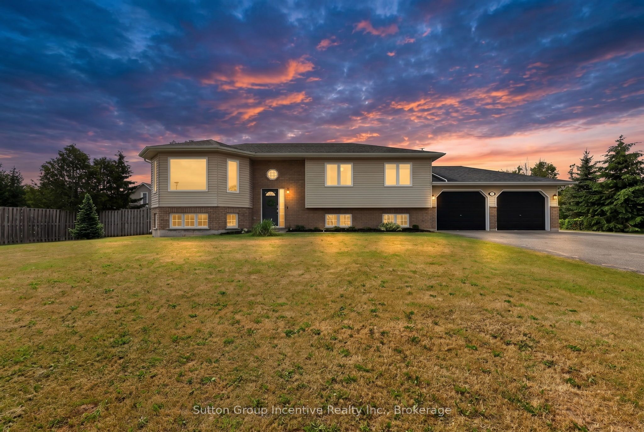 5 Marl Creek Drive, Springwater, ON L0L 2K0