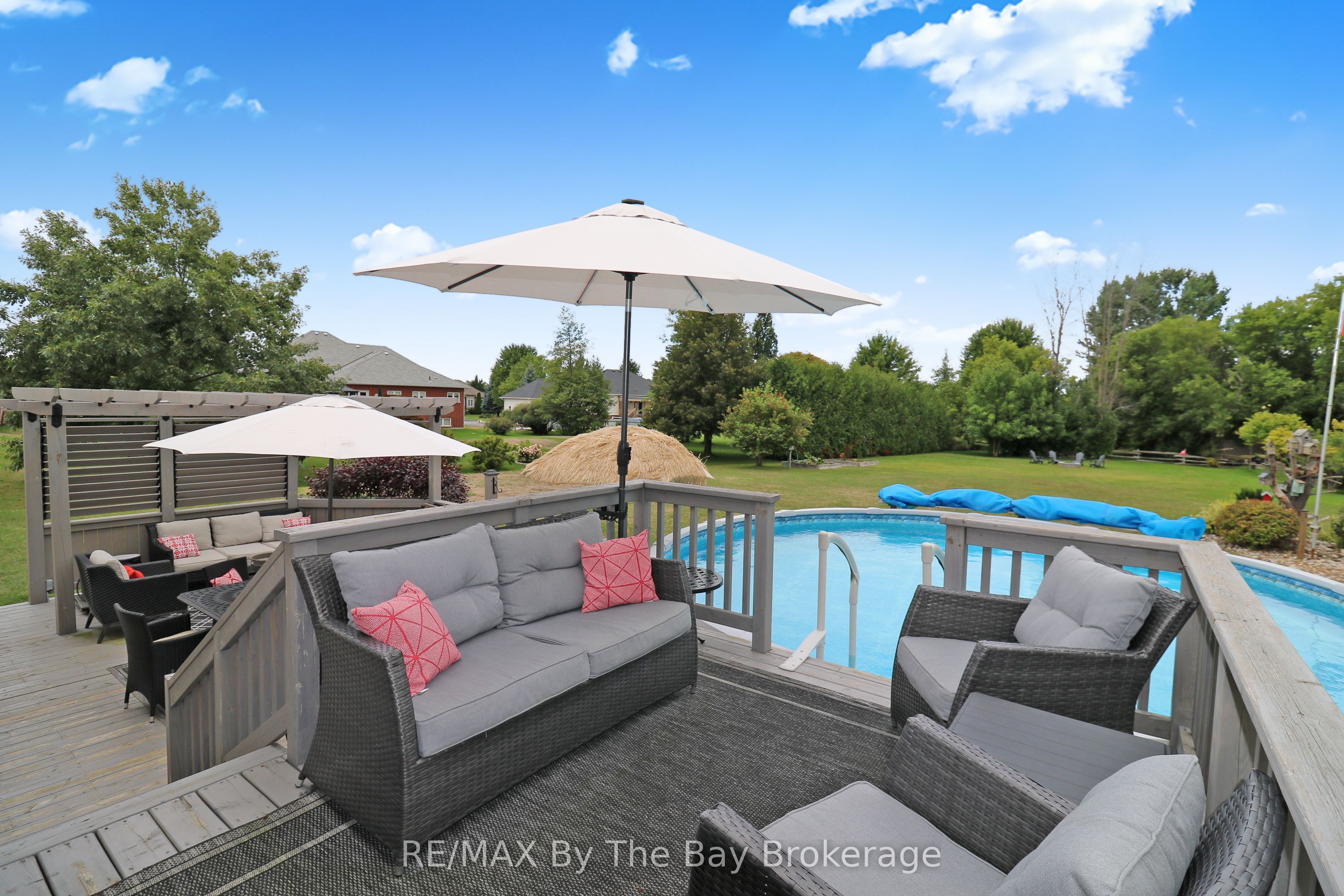 18 Maple Drive, Wasaga Beach, ON L9Z 0A7 photo 5