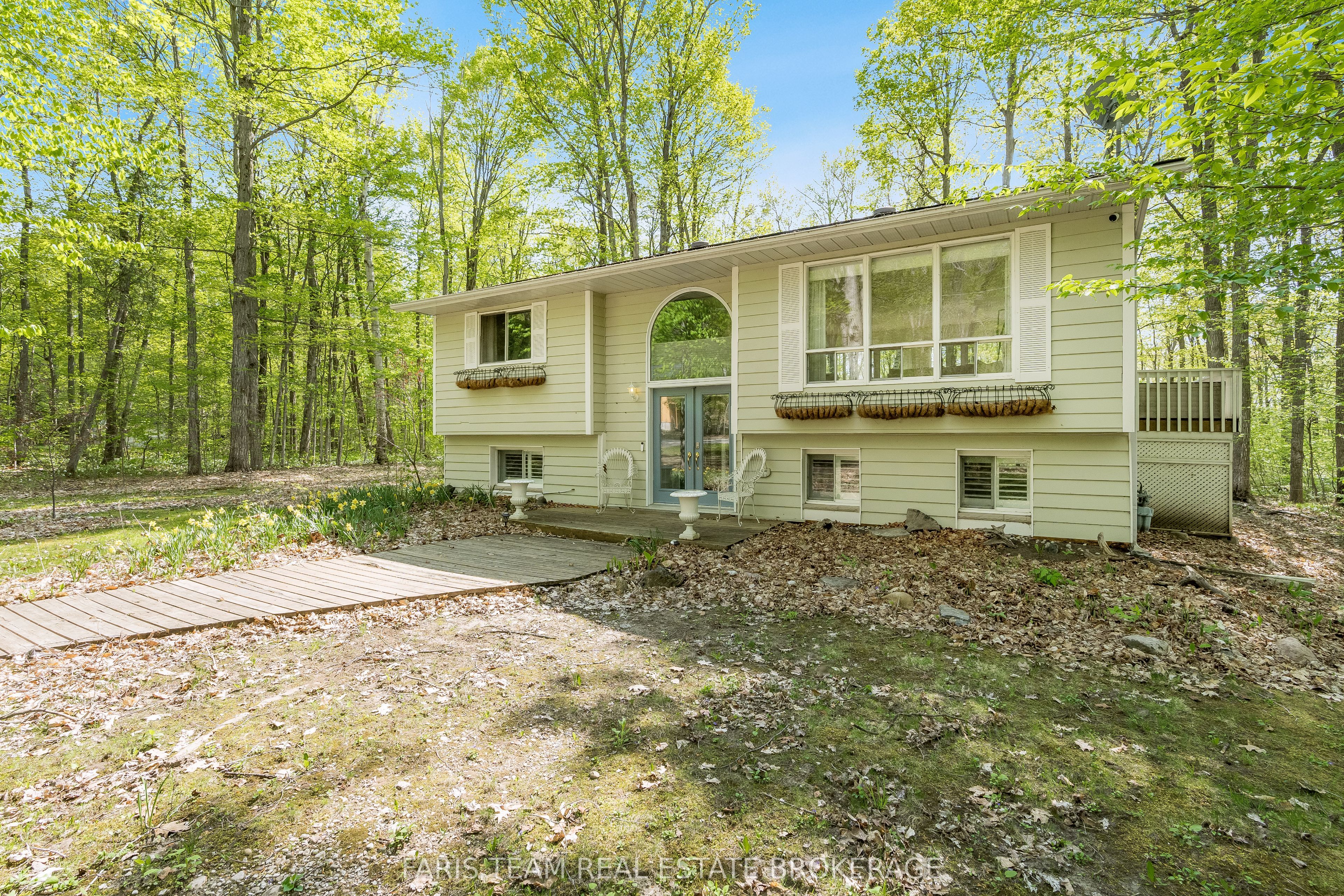 104 Silver Birch Drive, Tiny, ON L9M 0M6 photo 3
