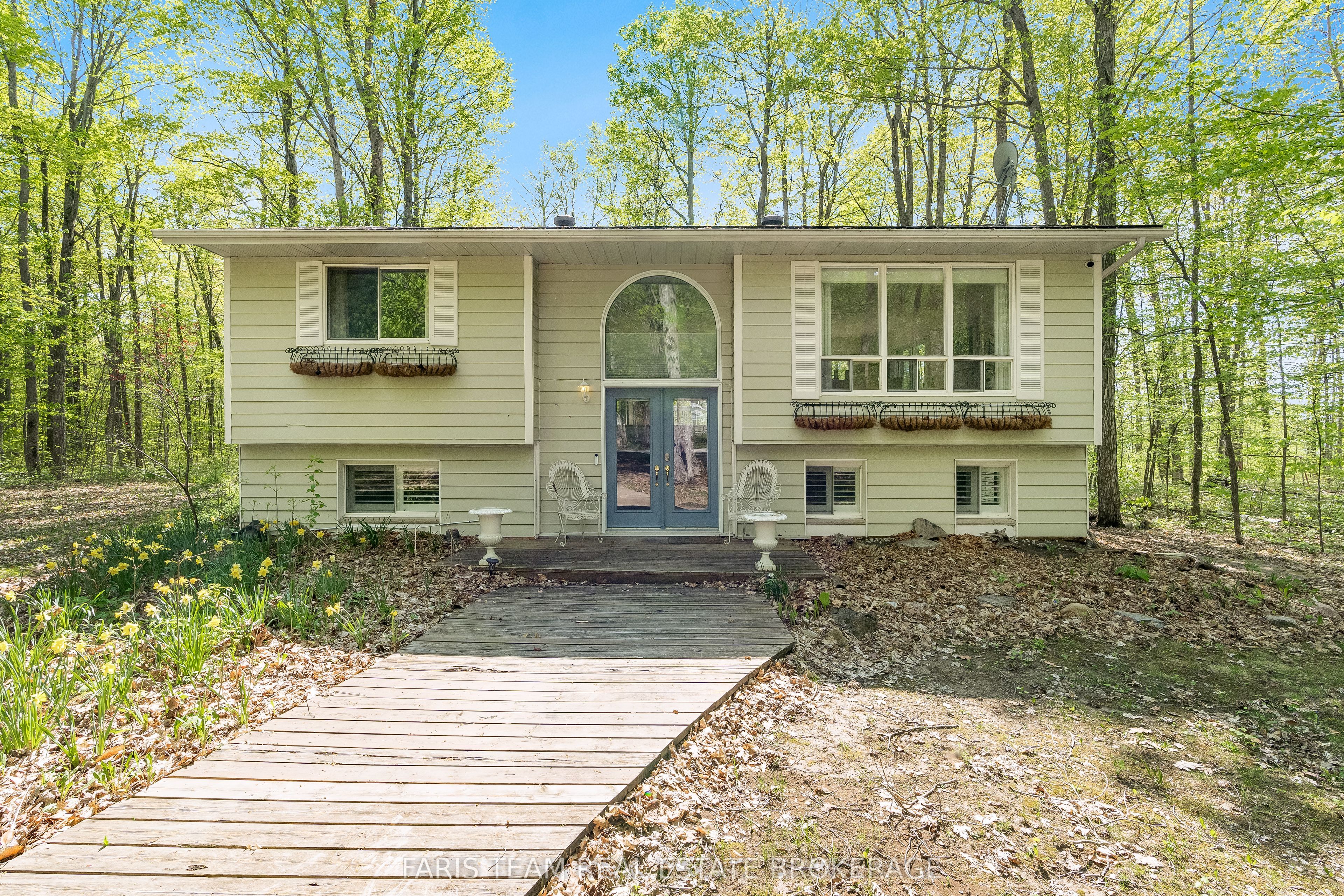 104 Silver Birch Drive, Tiny, ON L9M 0M6 photo 4