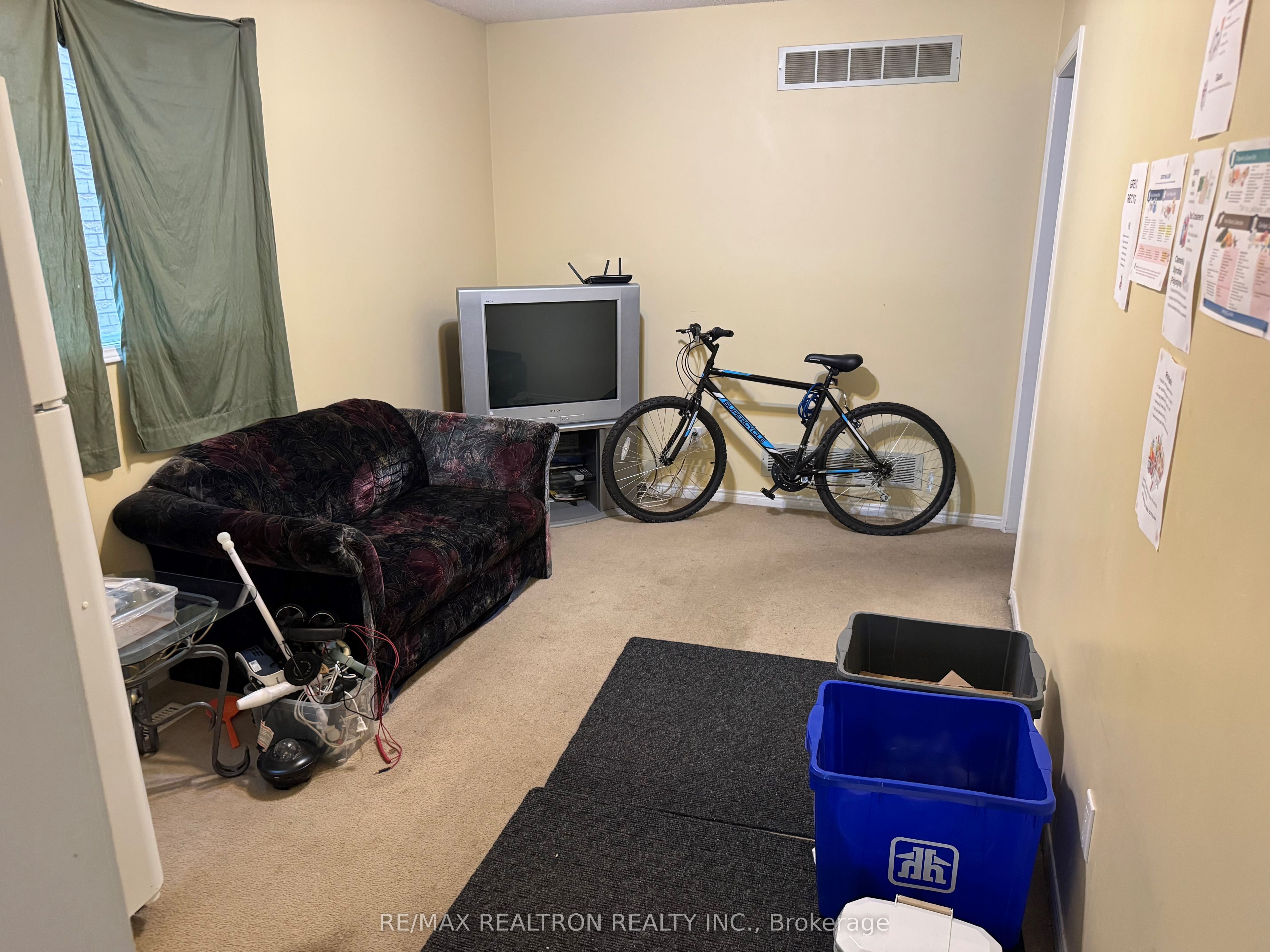 253 Hickling Trail, Barrie, ON L4M 5W9 photo 3