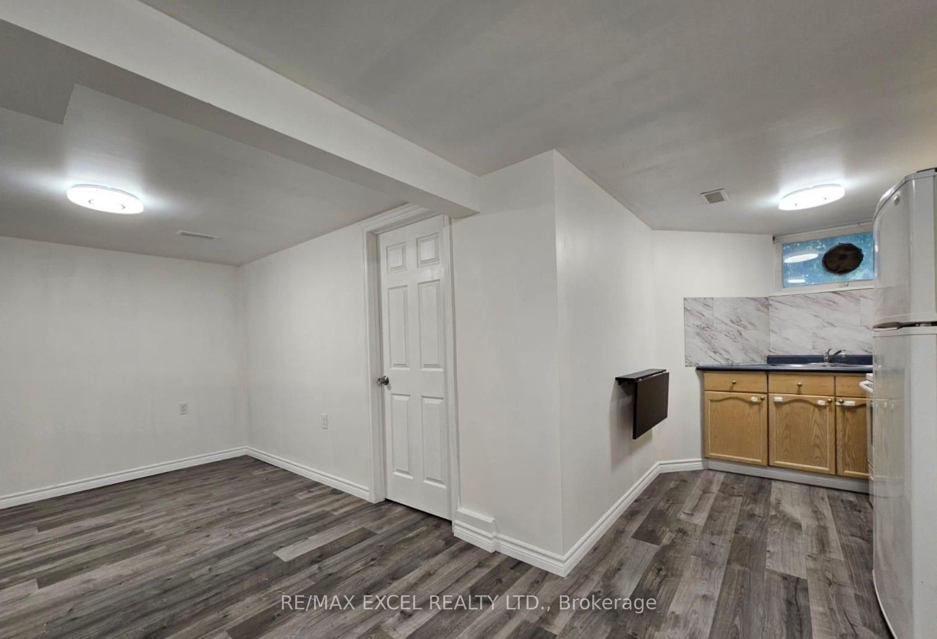 22 Northpark Road, Barrie, ON L4M 2J3 photo 2