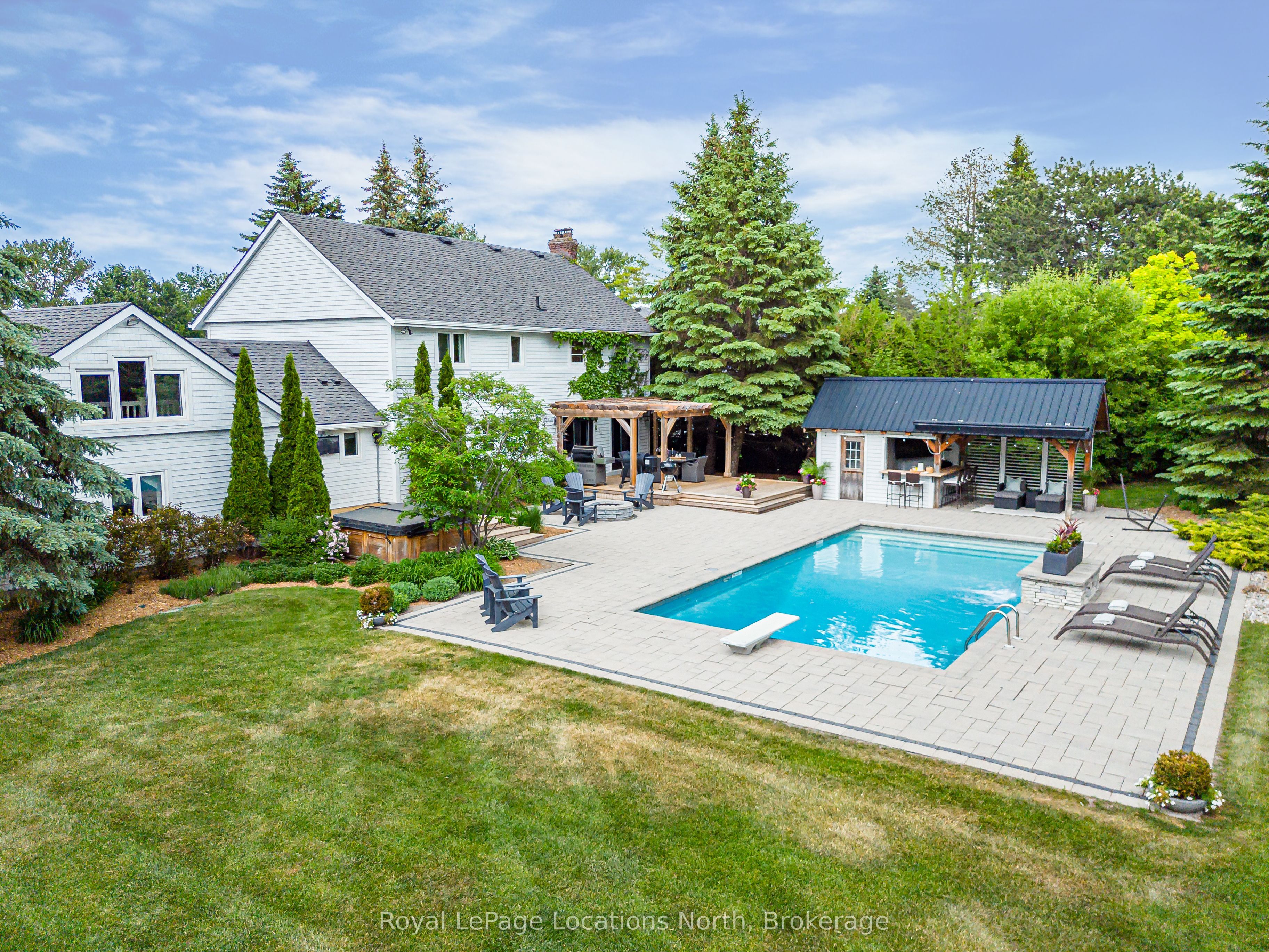 42 Lockhart Road, Collingwood, ON L9Y 2L3 photo 3