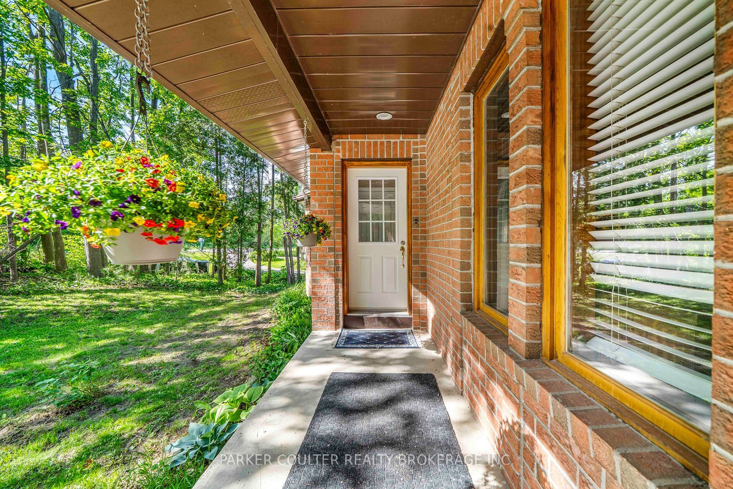 4365 Huronia Road, Severn, ON L3V 0G6 photo 3