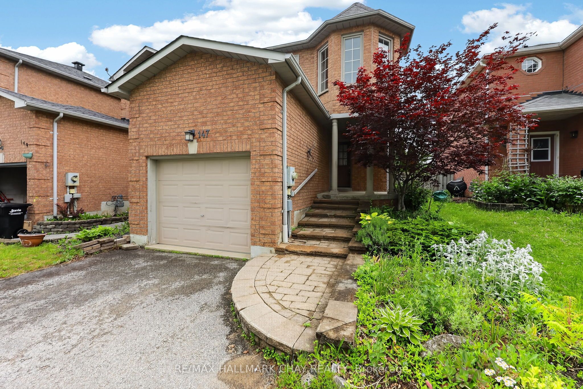 147 Bruce Crescent, Barrie, ON L4N 8K2 photo 2