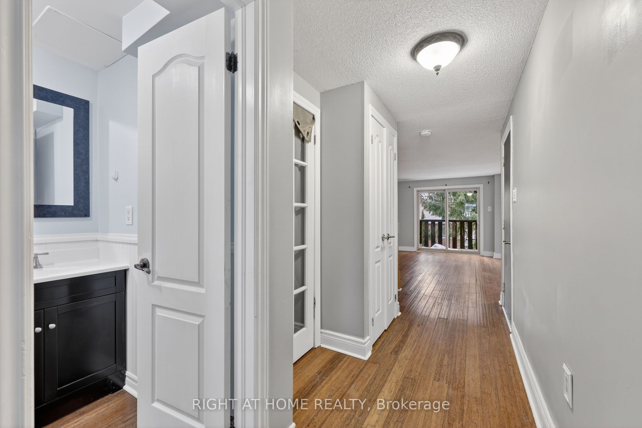 32 Sawmill Road 10, Barrie, ON L4N 6X3 photo 4