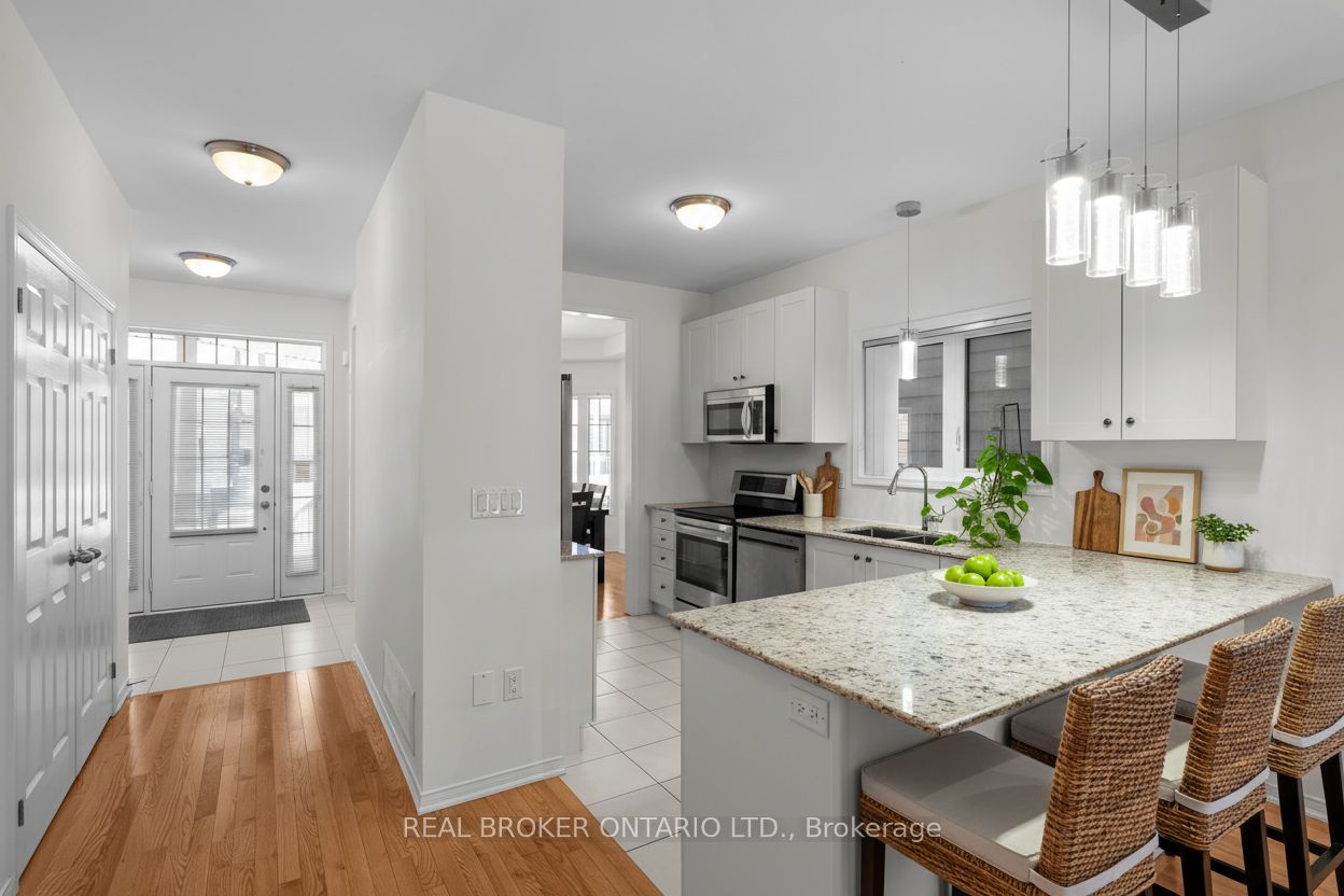 3317 Summerhill Way, Severn, ON L3V 0E1 photo 4