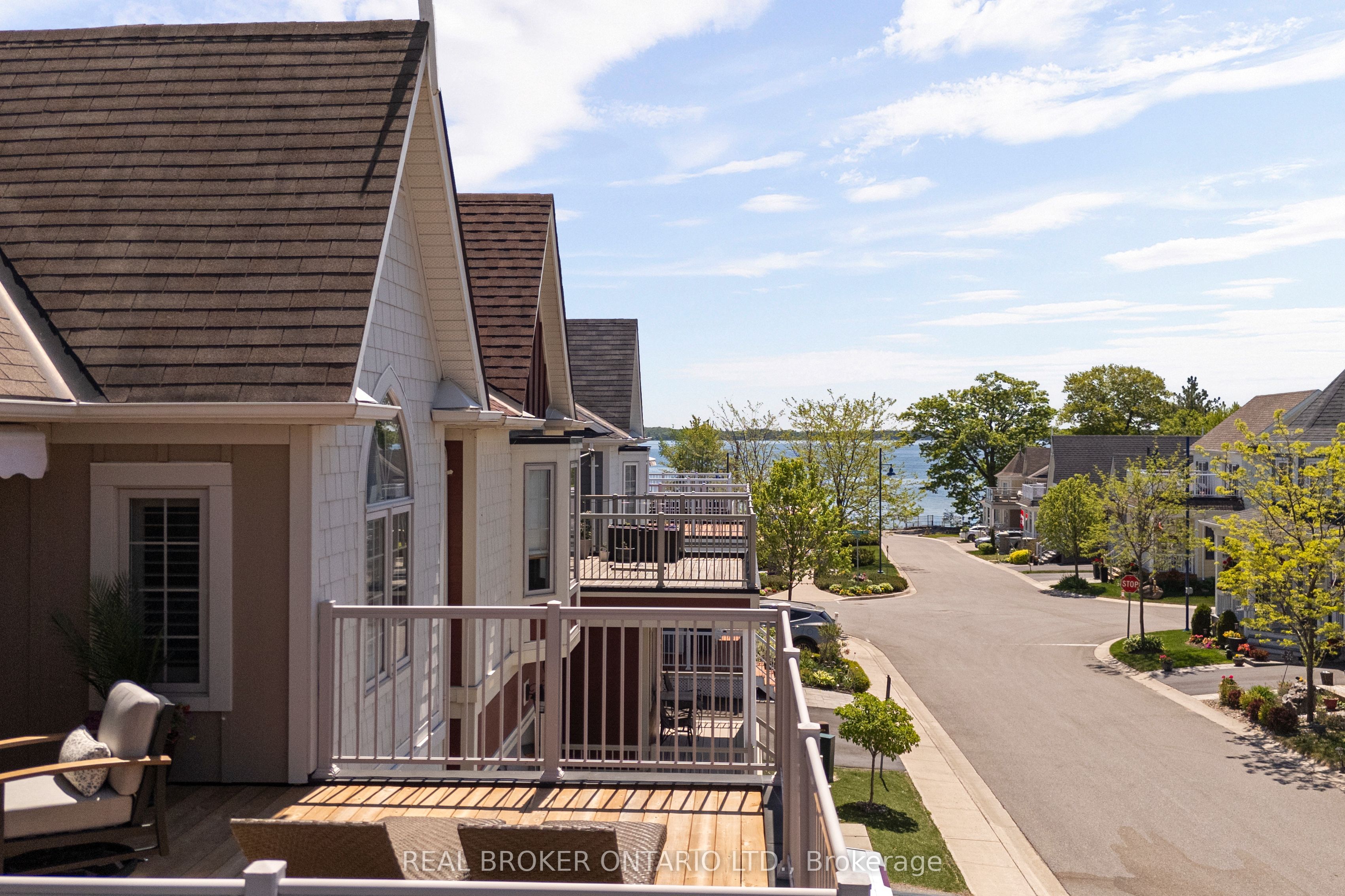 3321 Beach Club Boulevard, Severn, ON L3V 0E1 photo 2