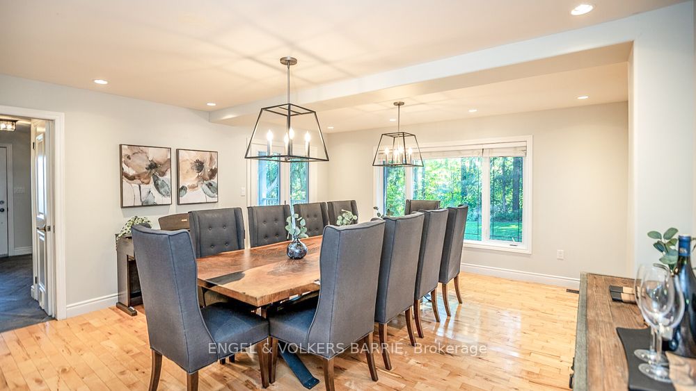 112 Lakeshore Road W, Oro-Medonte, ON L0L 2E0 photo 3